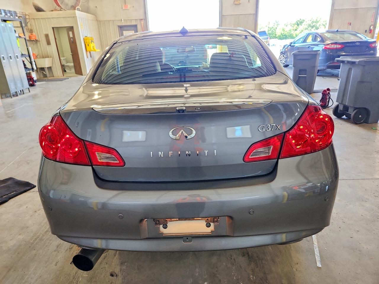 2013 Infiniti G37 Sedan X Silver vin: JN1CV6AR7DM357160