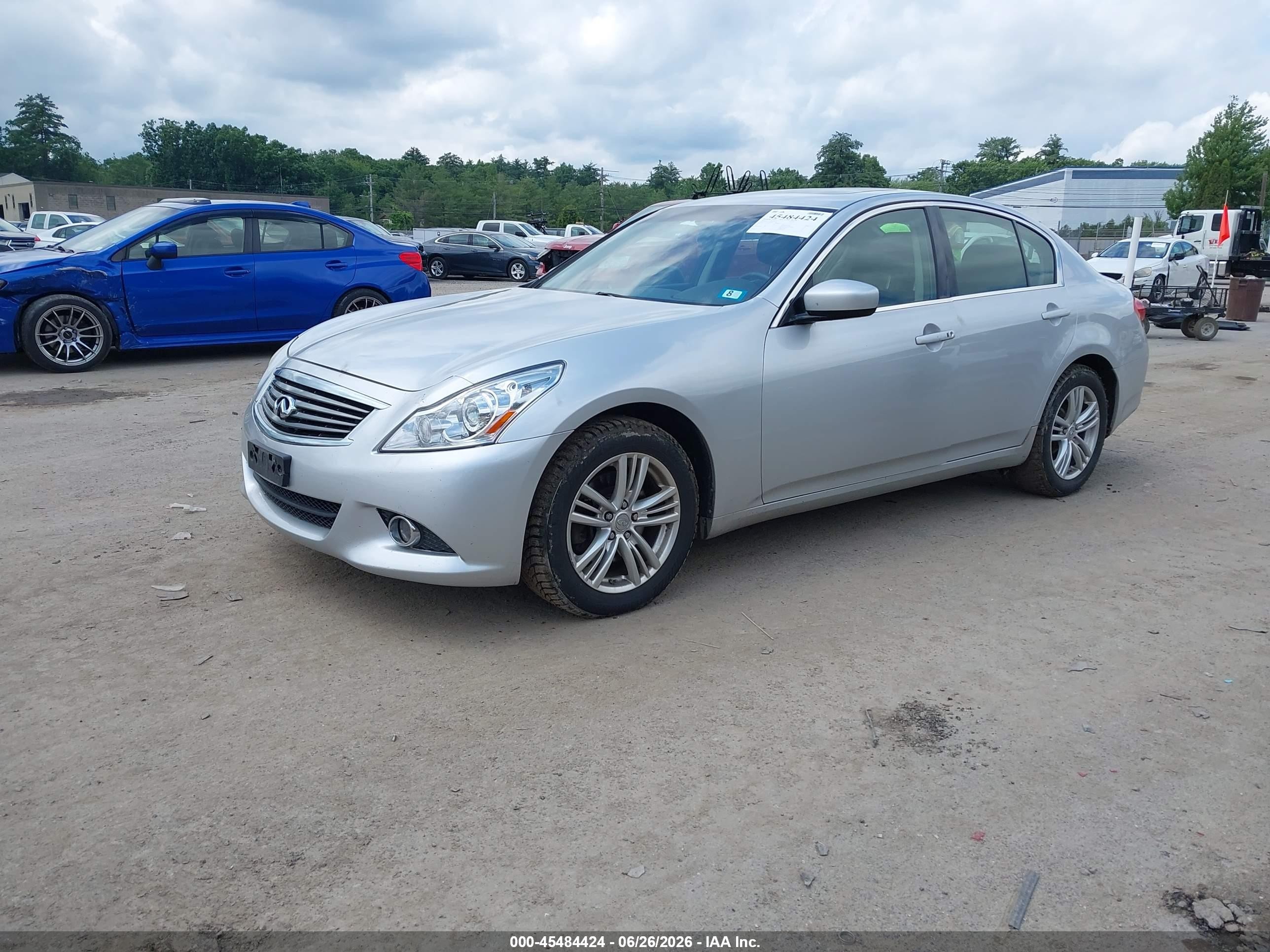 2013 Infiniti G37x   Silver vin: JN1CV6AR7DM357384