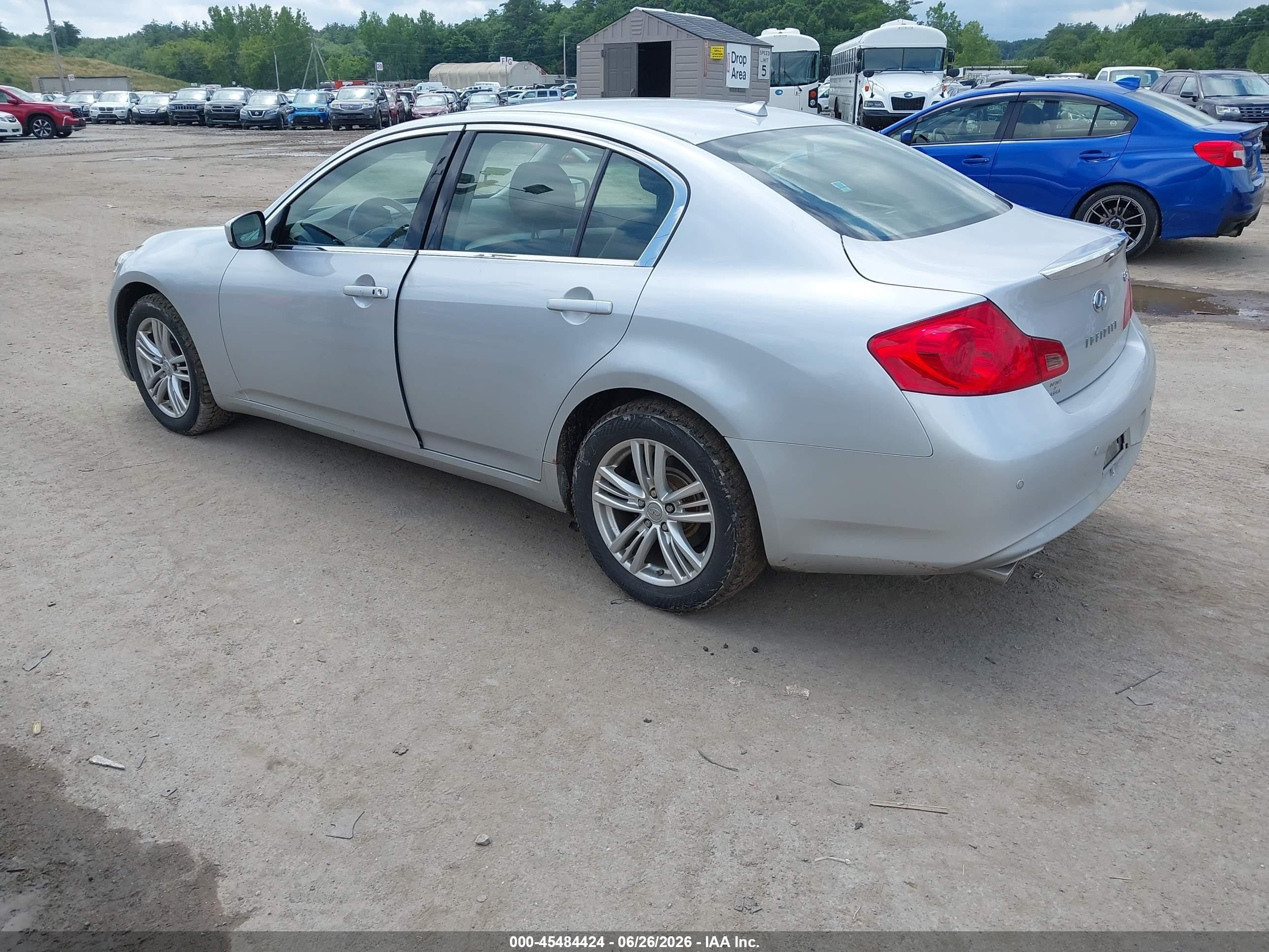 2013 Infiniti G37x   Silver vin: JN1CV6AR7DM357384