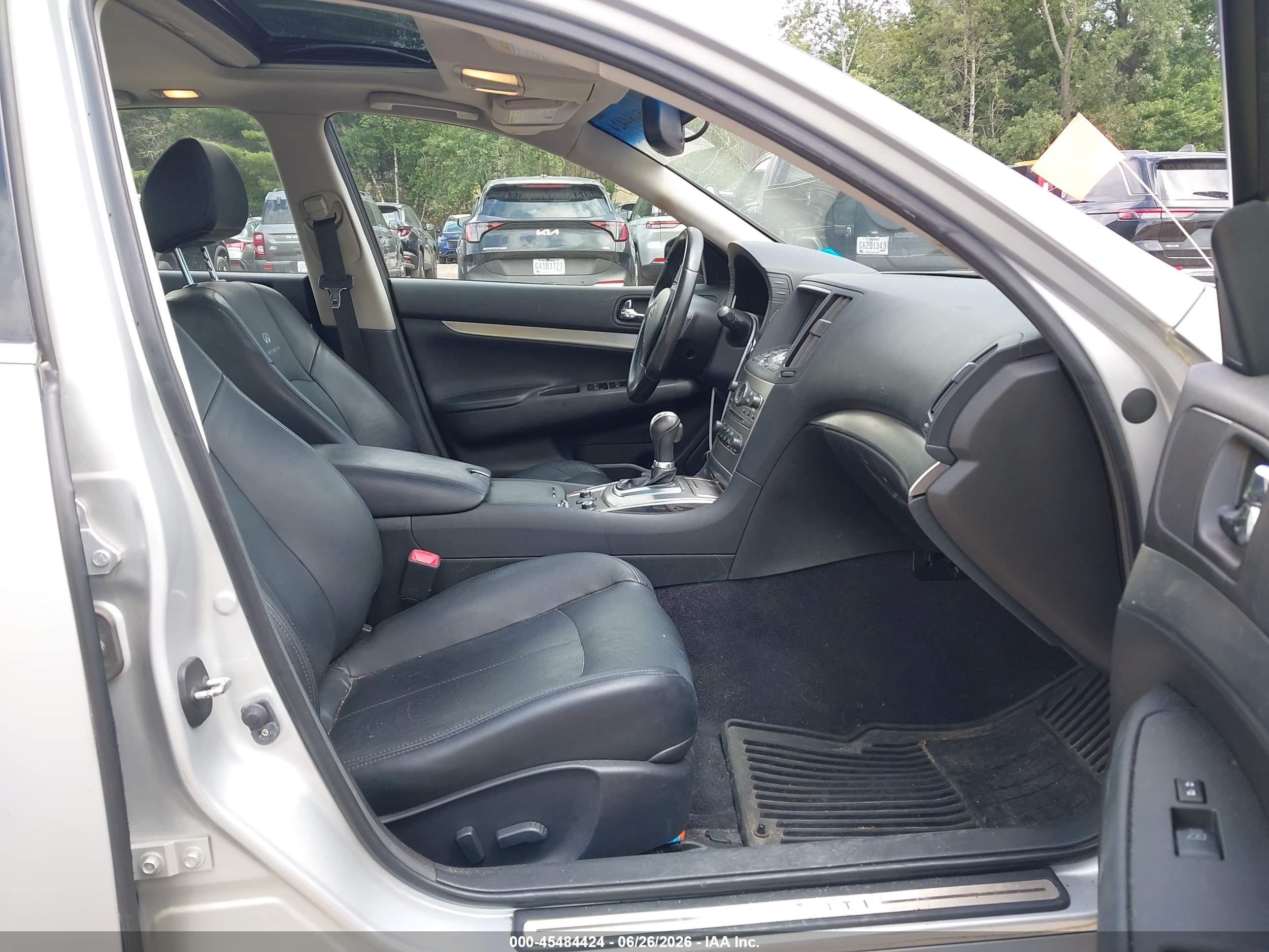 2013 Infiniti G37x   Silver vin: JN1CV6AR7DM357384