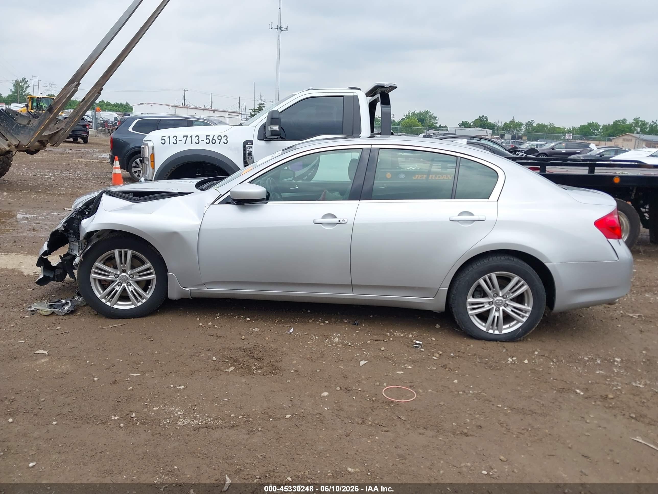 2013 Infiniti G37x   Серебряный vin: JN1CV6AR7DM358812