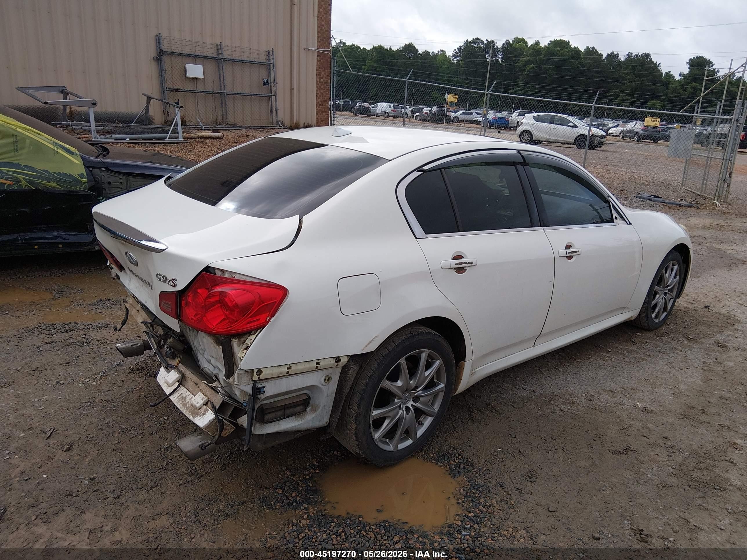 2013 Infiniti G37x   White vin: JN1CV6AR7DM756277