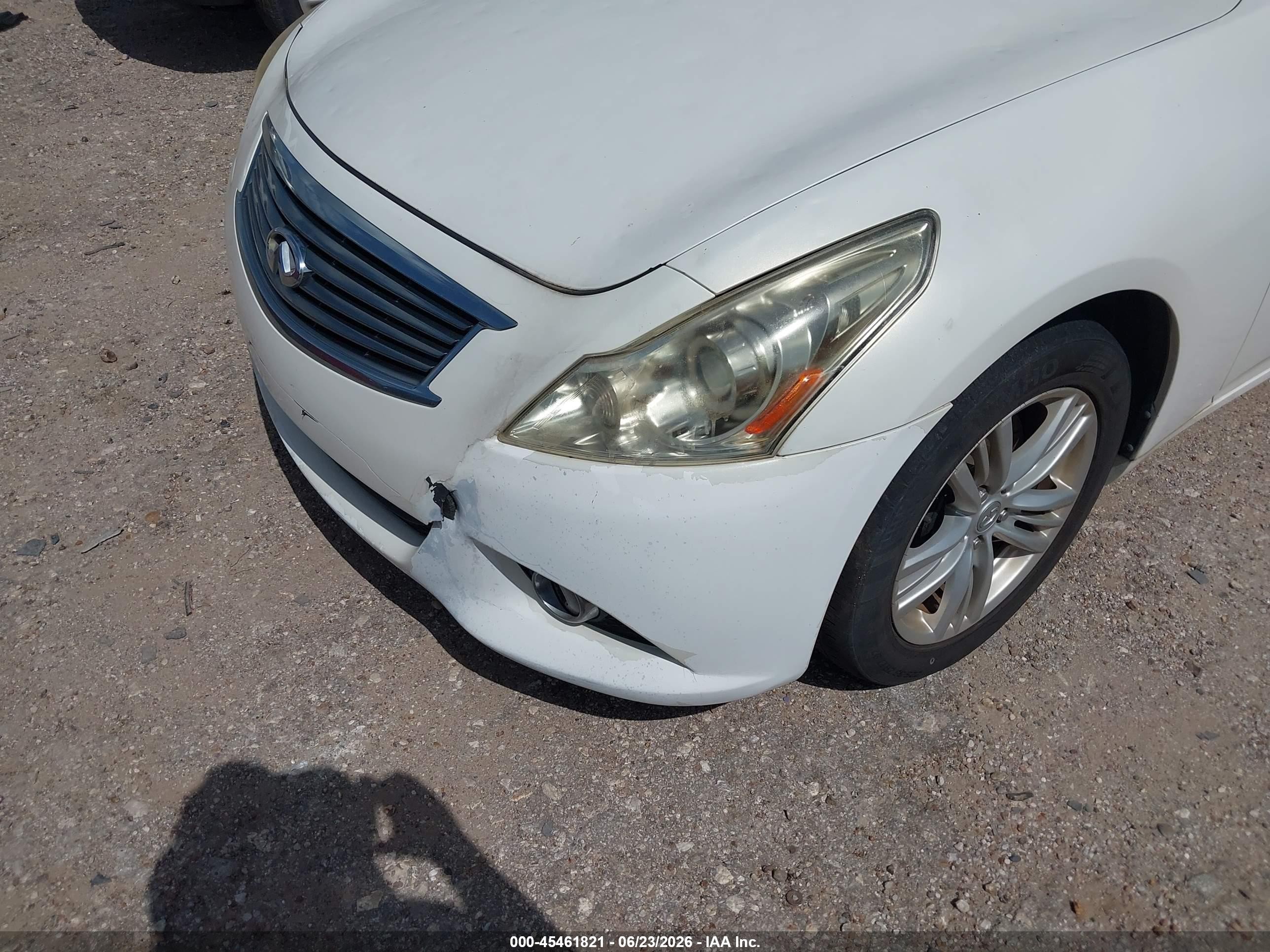 2013 Infiniti G37x   Белый vin: JN1CV6AR7DM757977