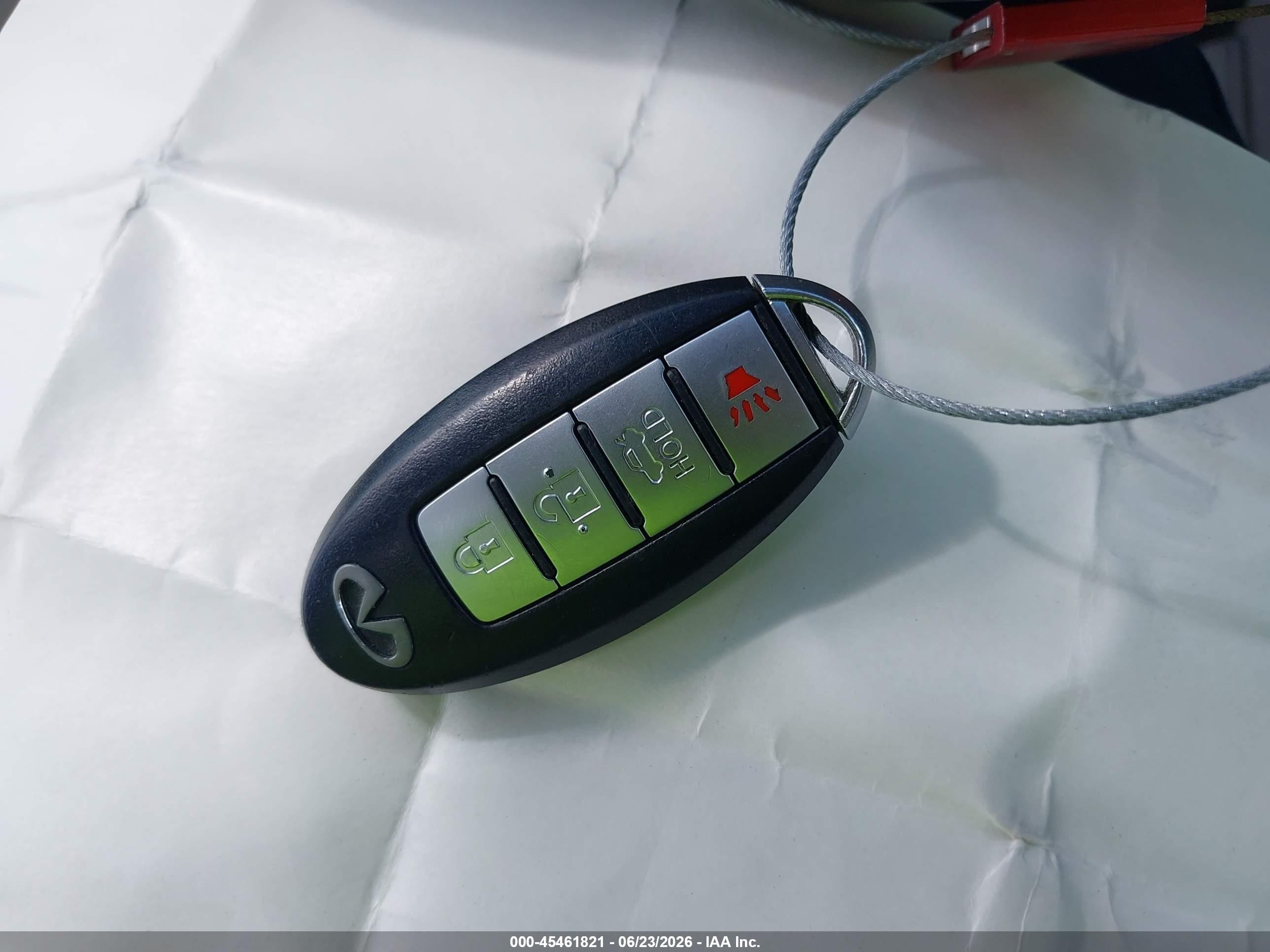 2013 Infiniti G37x   Белый vin: JN1CV6AR7DM757977