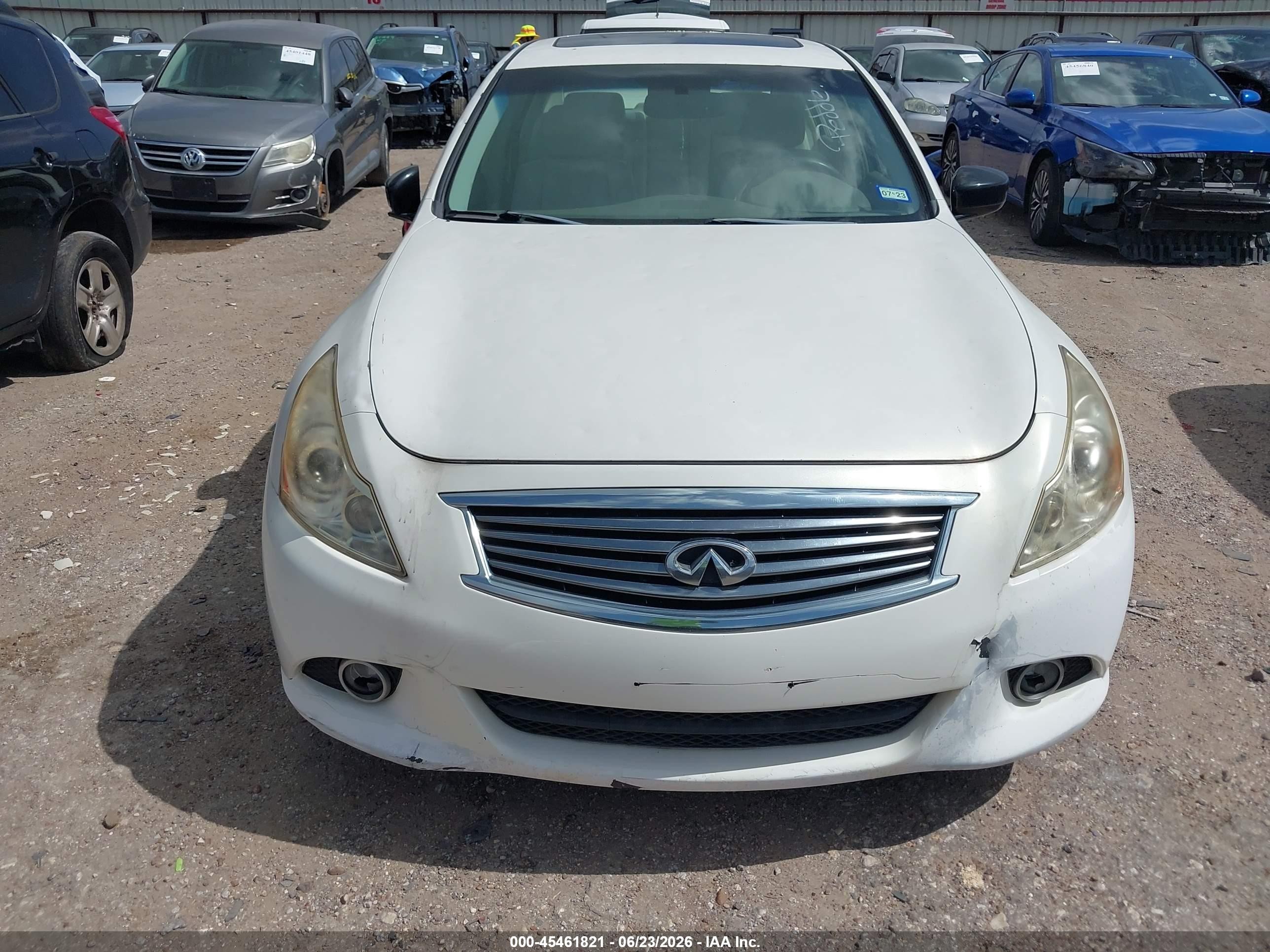 2013 Infiniti G37x   Белый vin: JN1CV6AR7DM757977