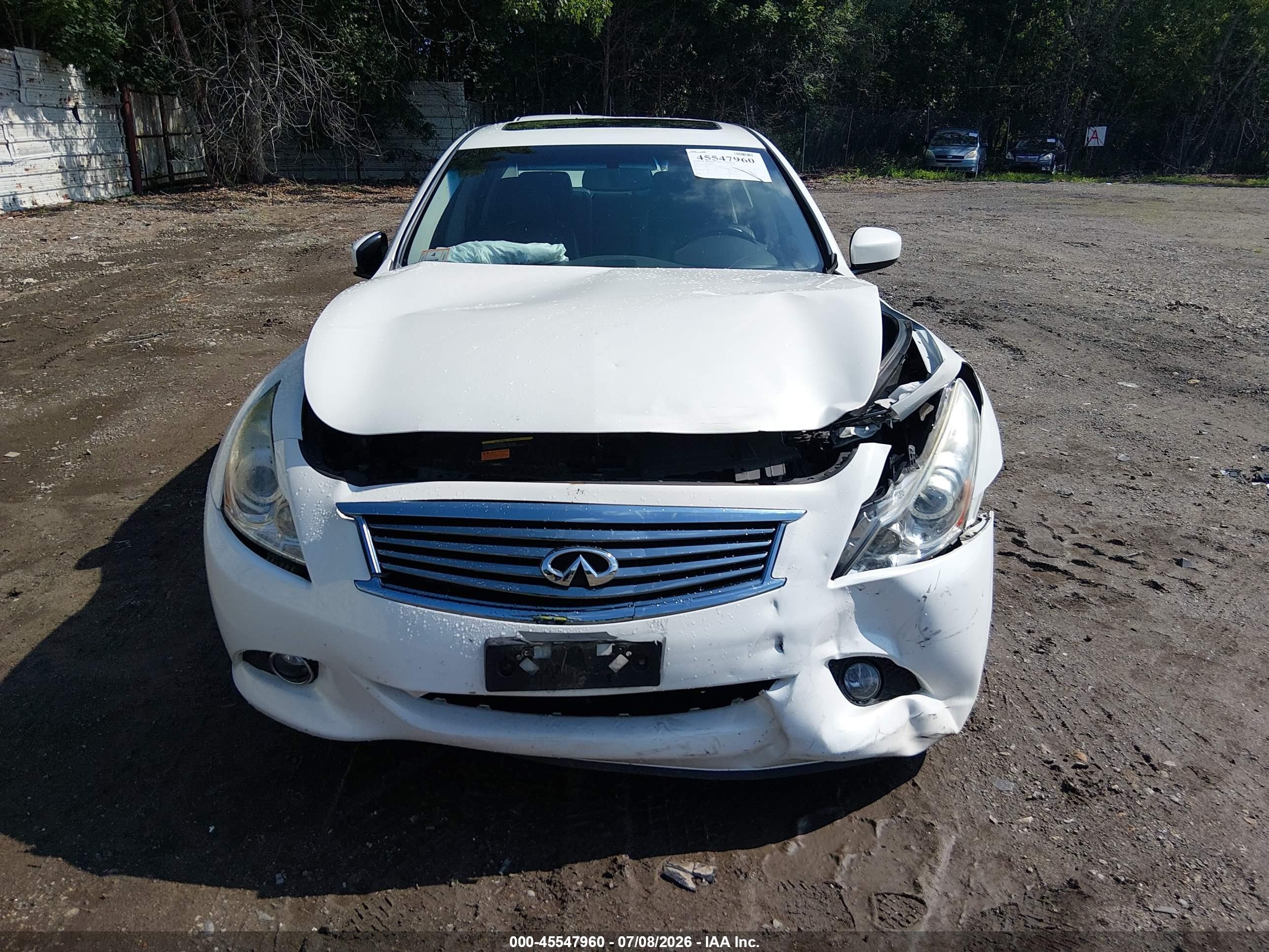 2013 Infiniti G37x   White vin: JN1CV6AR7DM758336