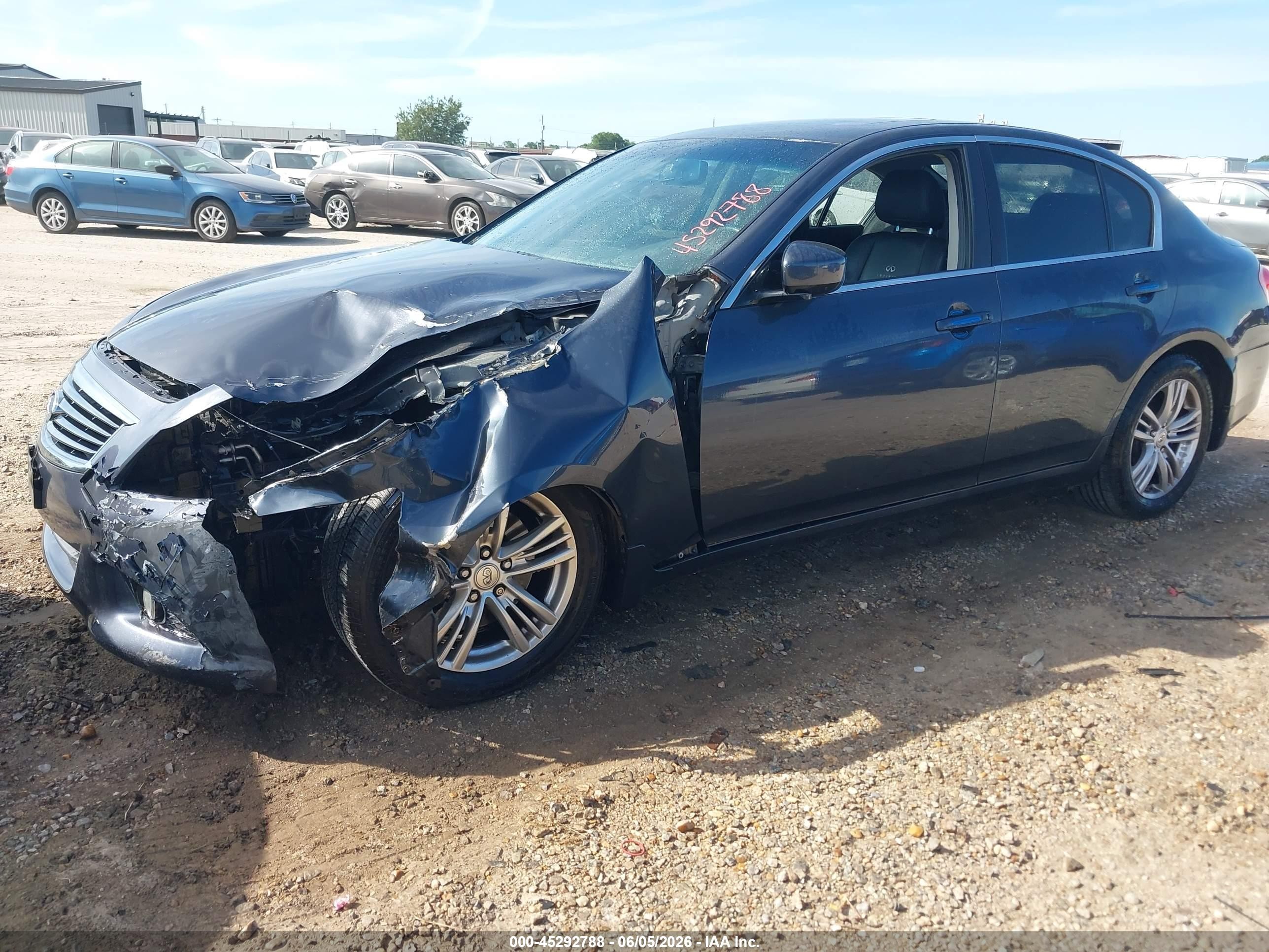 2013 Infiniti G37x   Серый vin: JN1CV6AR7DM759745
