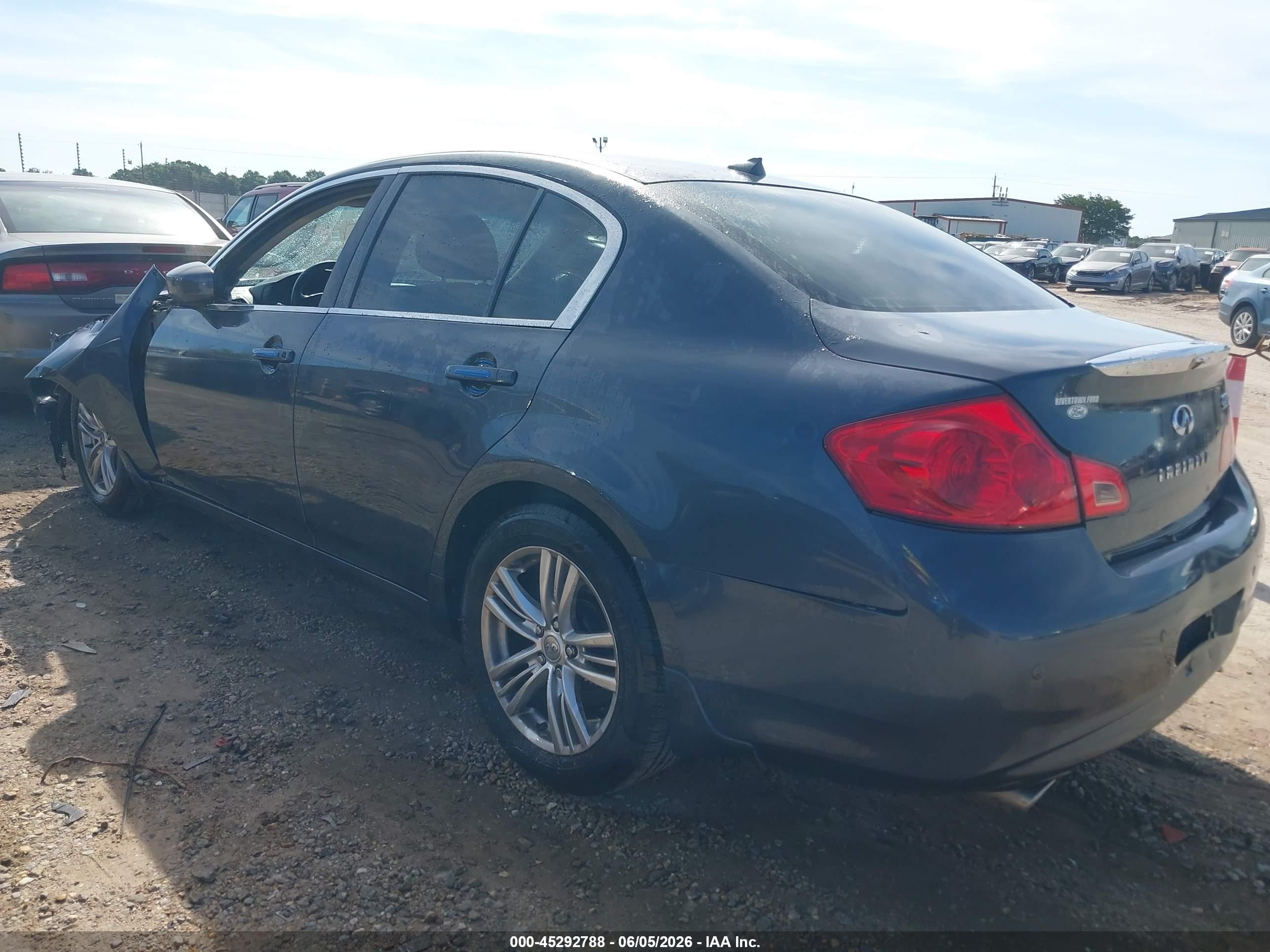 2013 Infiniti G37x   Серый vin: JN1CV6AR7DM759745