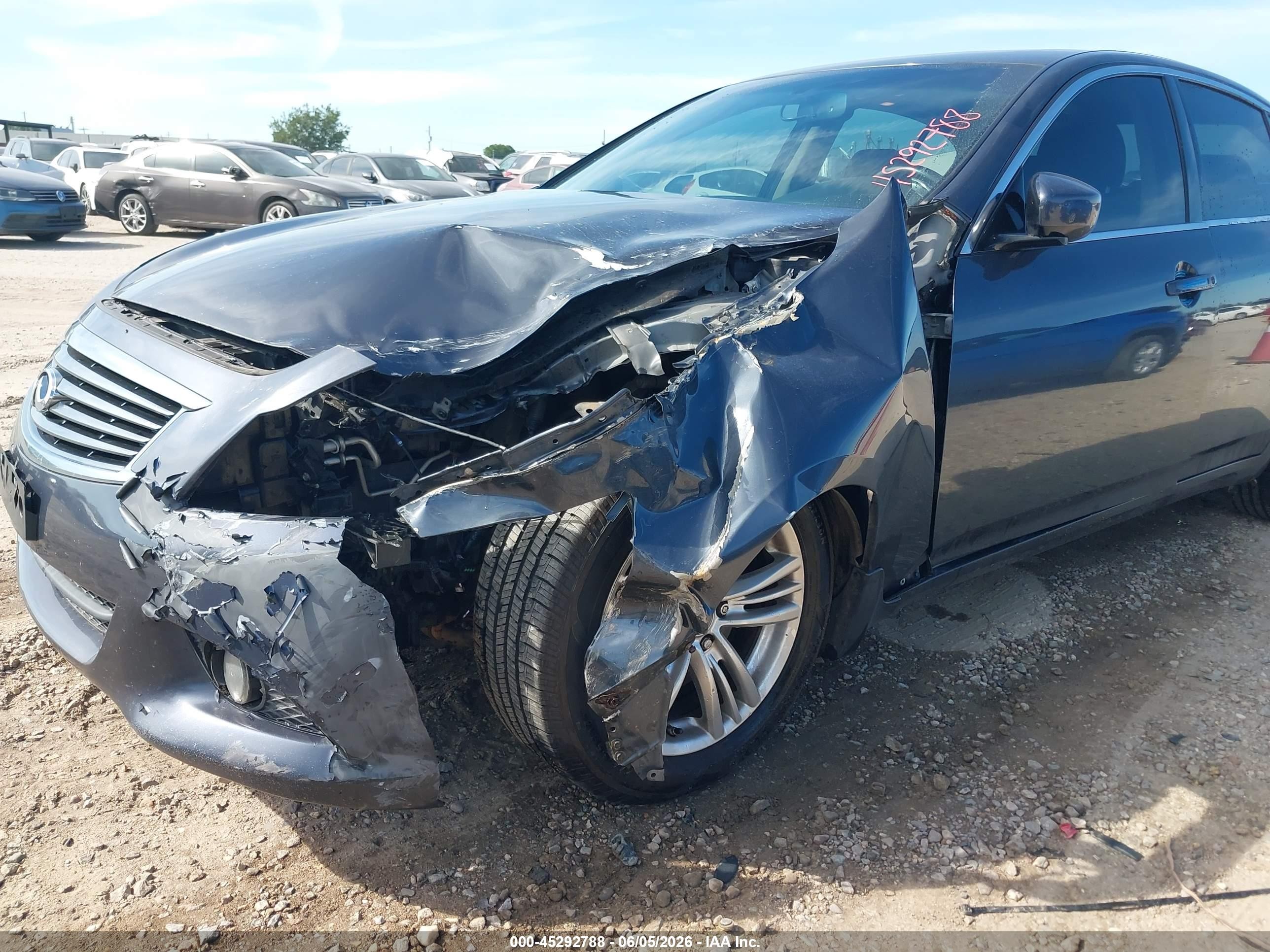 2013 Infiniti G37x   Серый vin: JN1CV6AR7DM759745