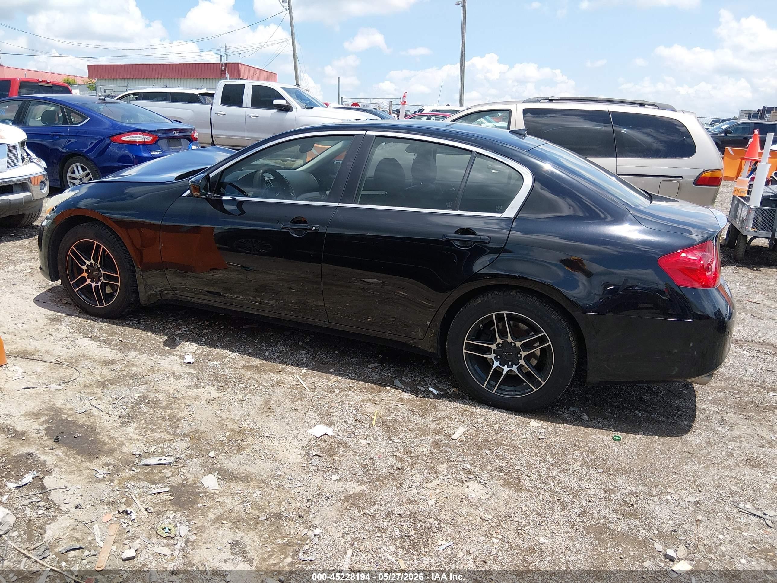 2013 Infiniti G37x   Black vin: JN1CV6AR7DM760748