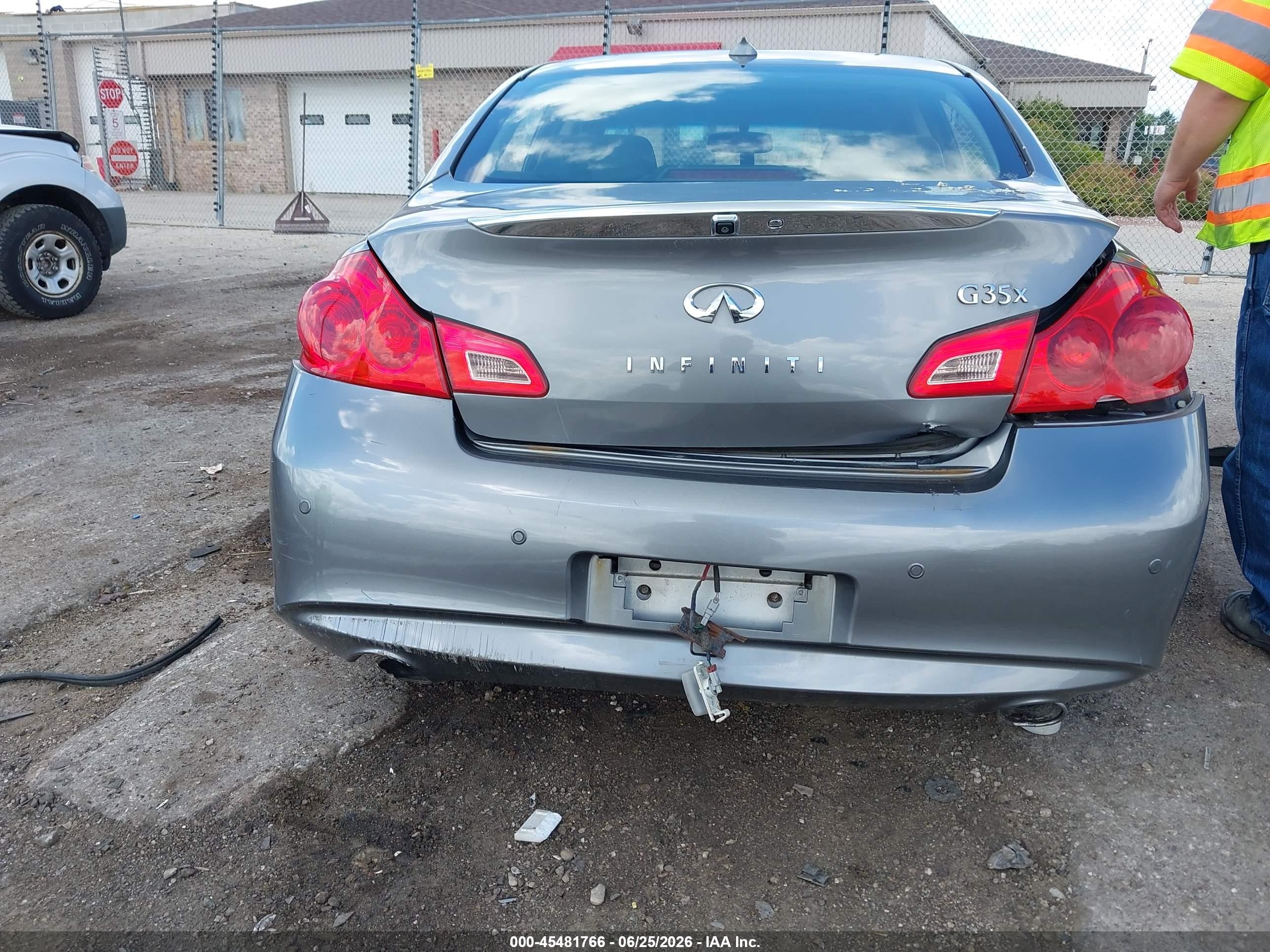 2013 Infiniti G37x   Gray vin: JN1CV6AR7DM770373