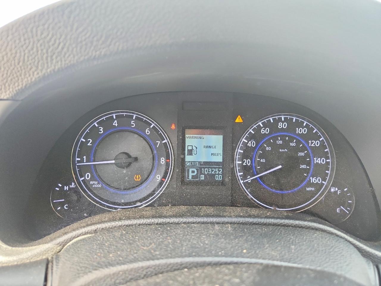 2015 Infiniti Q40 Base Серебряный vin: JN1CV6AR7FM524362