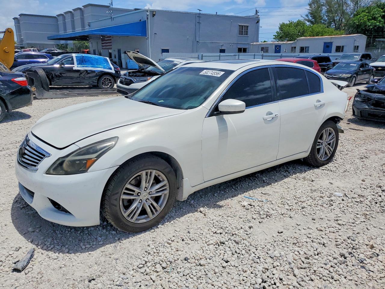 2010 Infiniti G37 Sedan X Белый vin: JN1CV6AR8AM459661