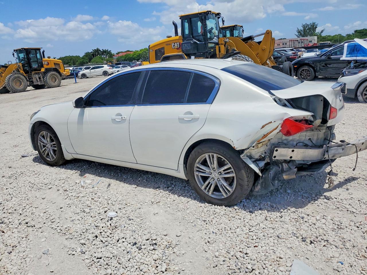 2010 Infiniti G37 Sedan X White vin: JN1CV6AR8AM459661
