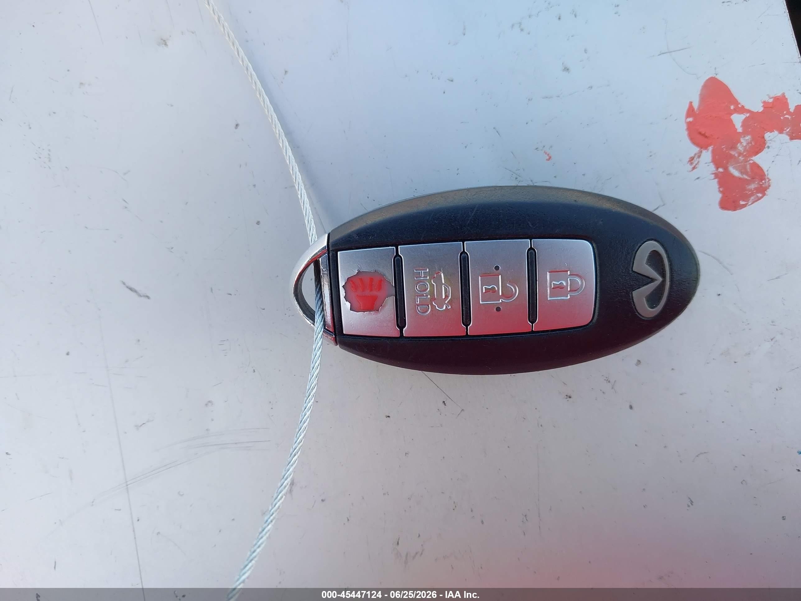 2010 Infiniti G37x   Серебряный vin: JN1CV6AR8AM461023