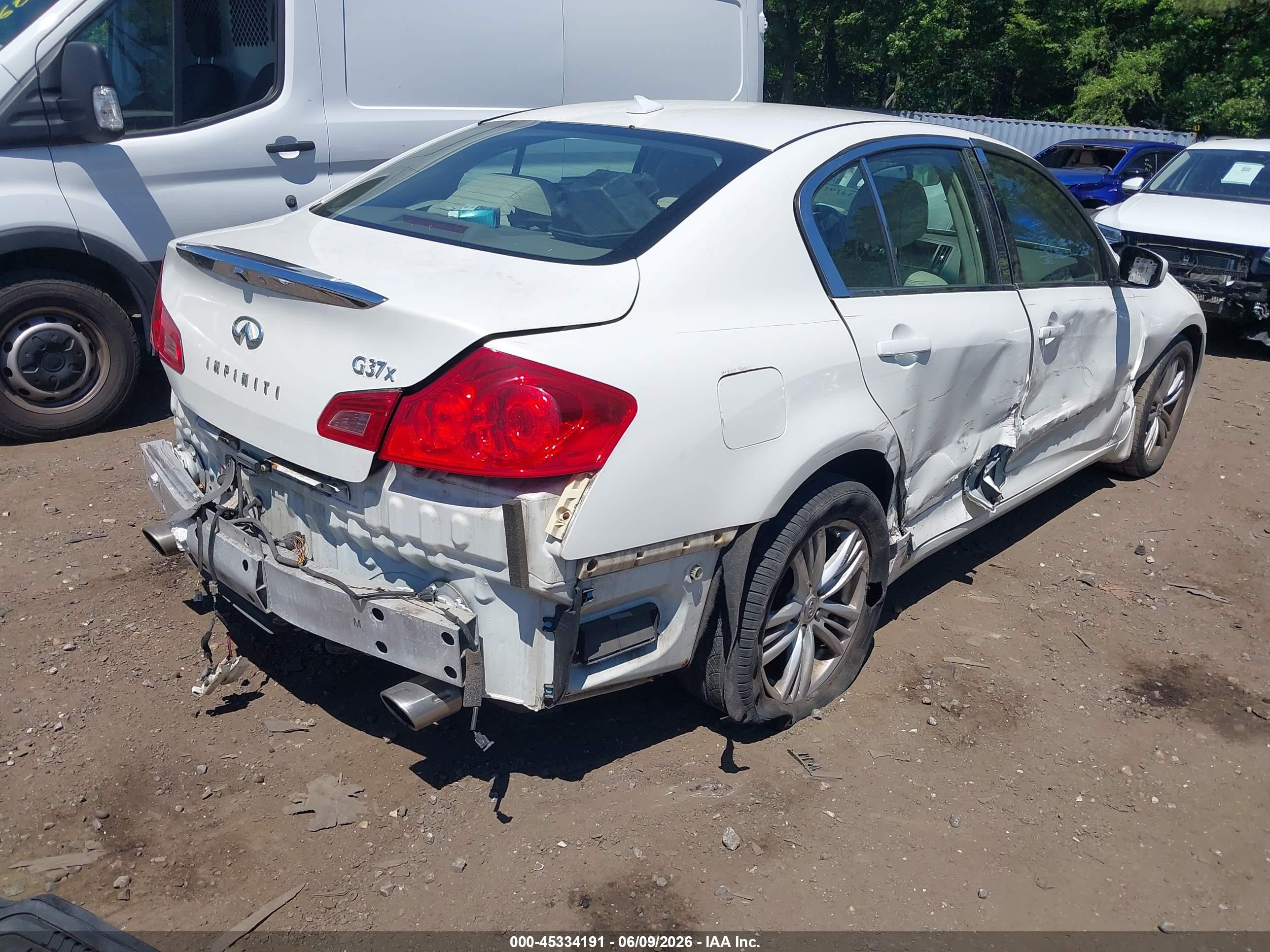 2011 Infiniti G37x   Белый vin: JN1CV6AR8BM353809