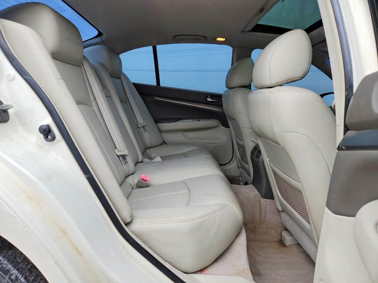 2011 Infiniti G37 Sedan X White vin: JN1CV6AR8BM407223