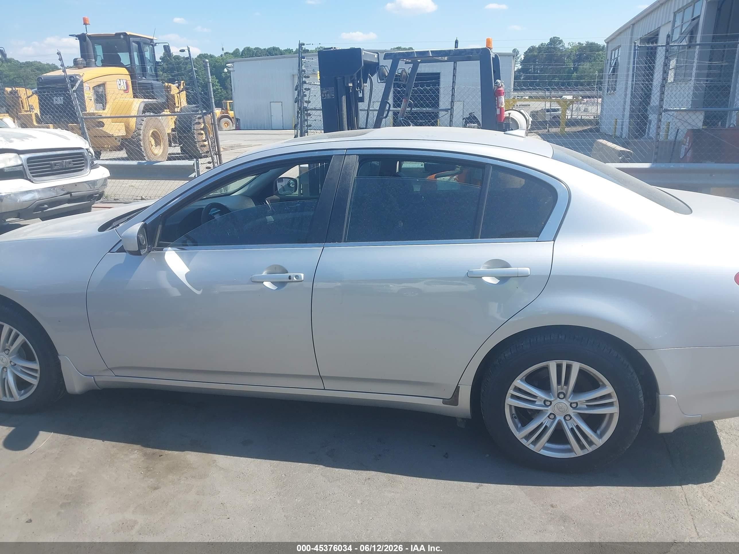 2013 Infiniti G37x   Silver vin: JN1CV6AR8DM350119