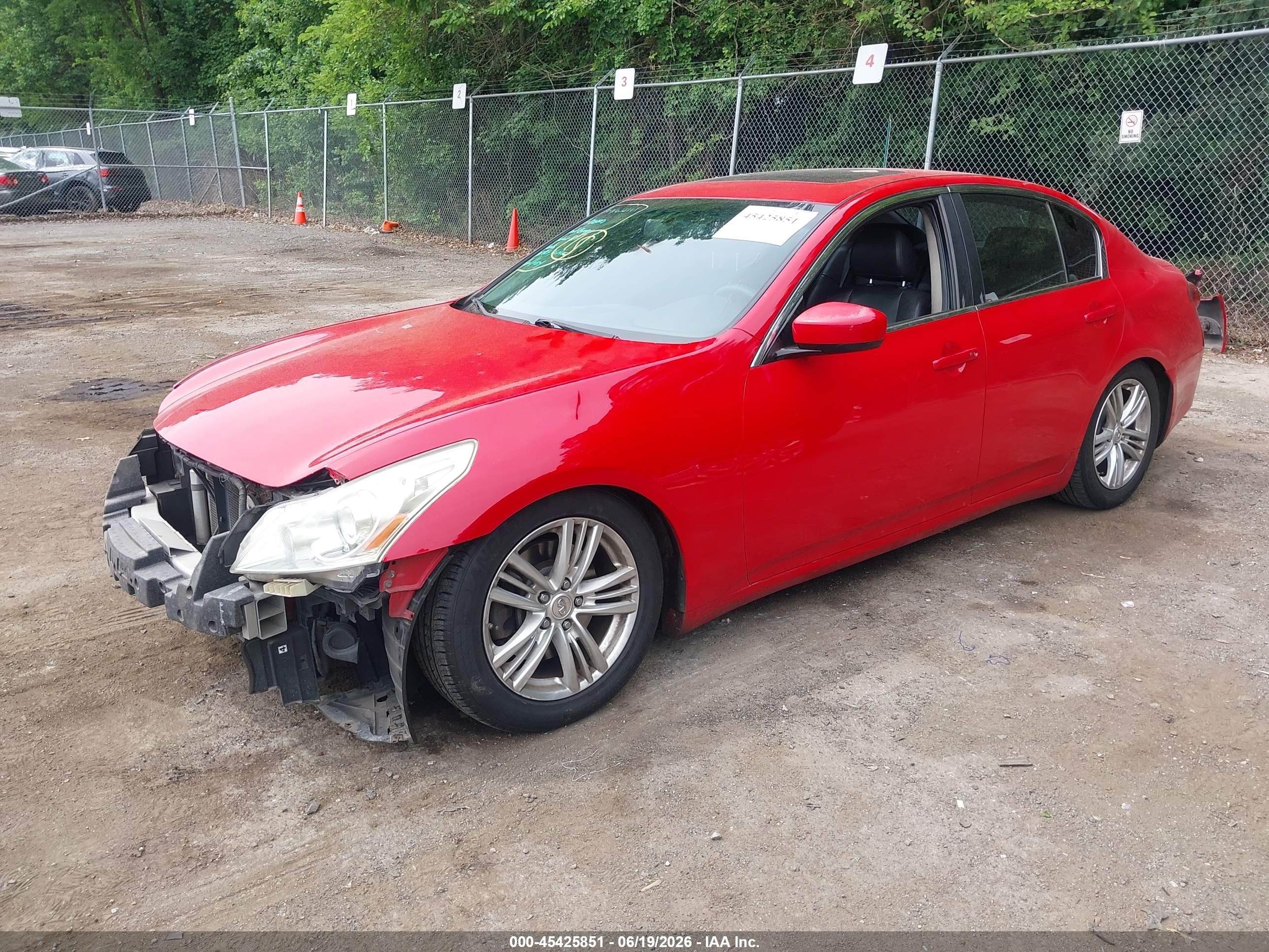 2013 Infiniti G37x   Красный vin: JN1CV6AR8DM352338