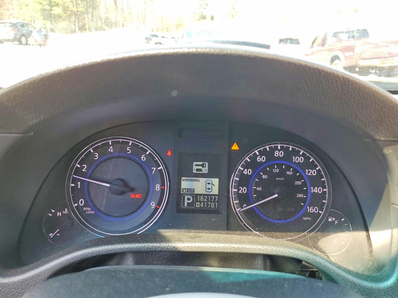 2013 Infiniti G37 Sedan X Белый vin: JN1CV6AR8DM355451