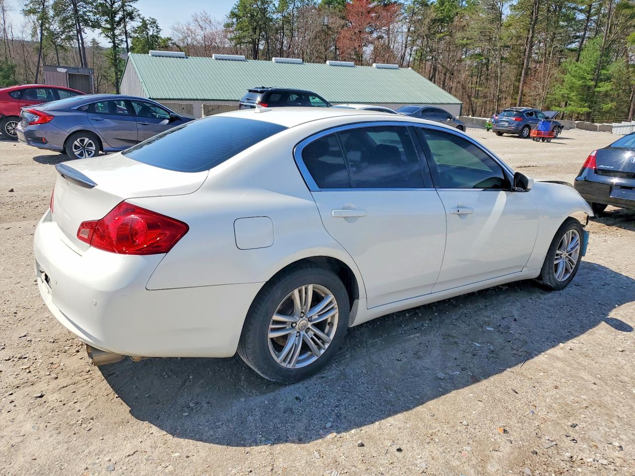 2013 Infiniti G37 Sedan X Белый vin: JN1CV6AR8DM355451