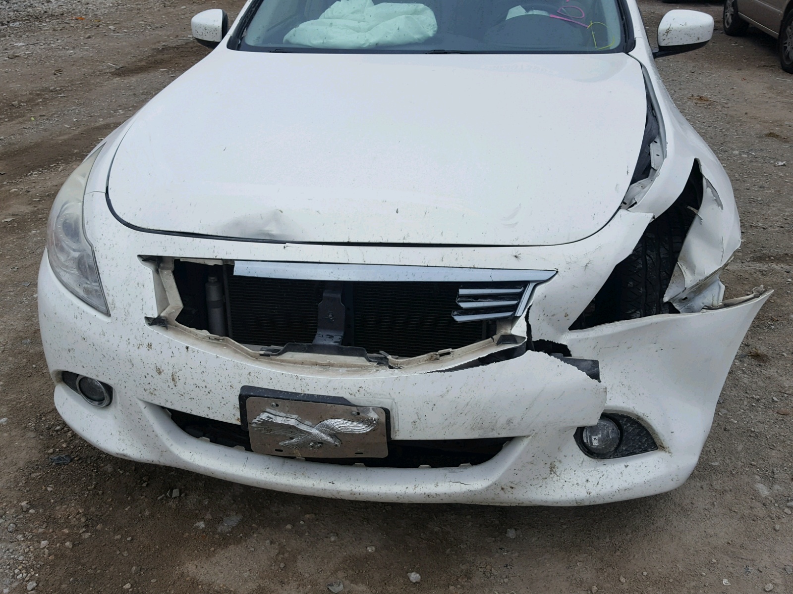 2013 Infiniti G37  White vin: JN1CV6AR8DM751539