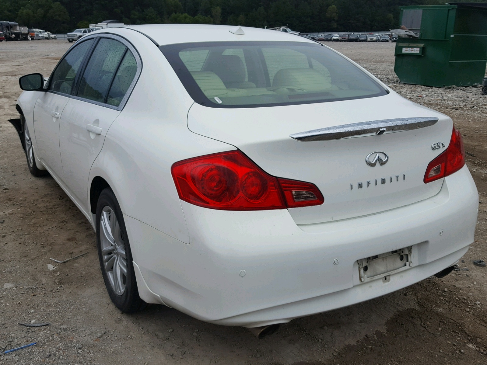 2013 Infiniti G37  White vin: JN1CV6AR8DM751539