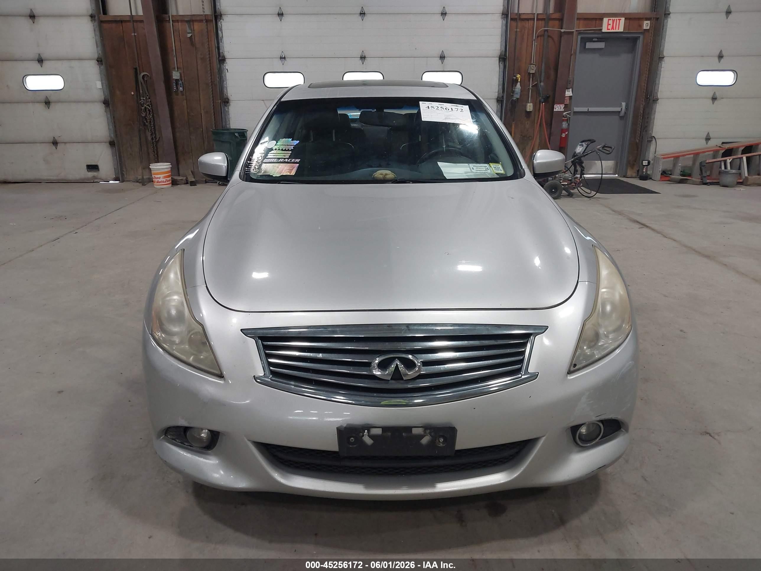 2013 Infiniti G37x   Серебряный vin: JN1CV6AR8DM754182