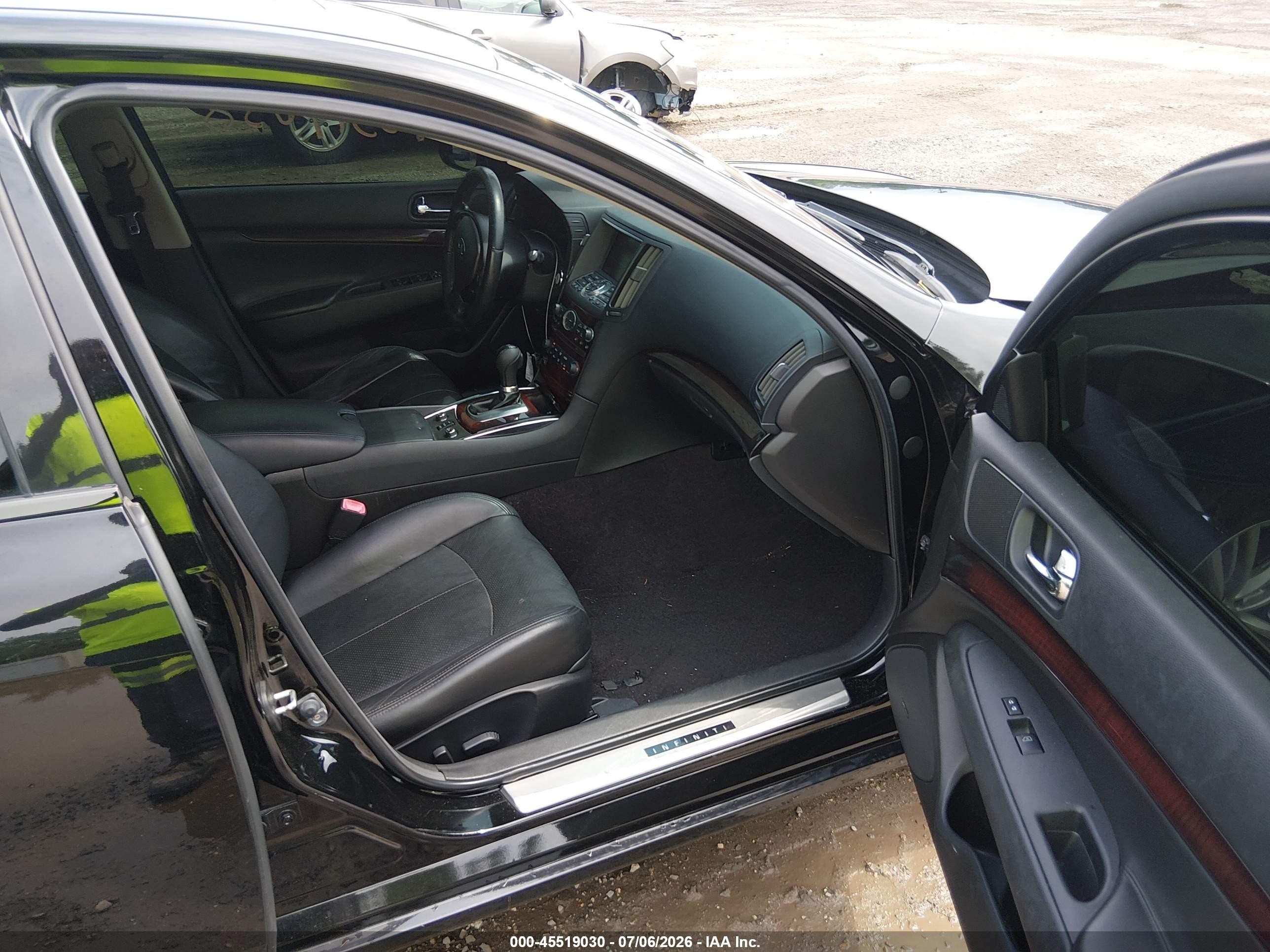 2013 Infiniti G37x   Black vin: JN1CV6AR8DM756840