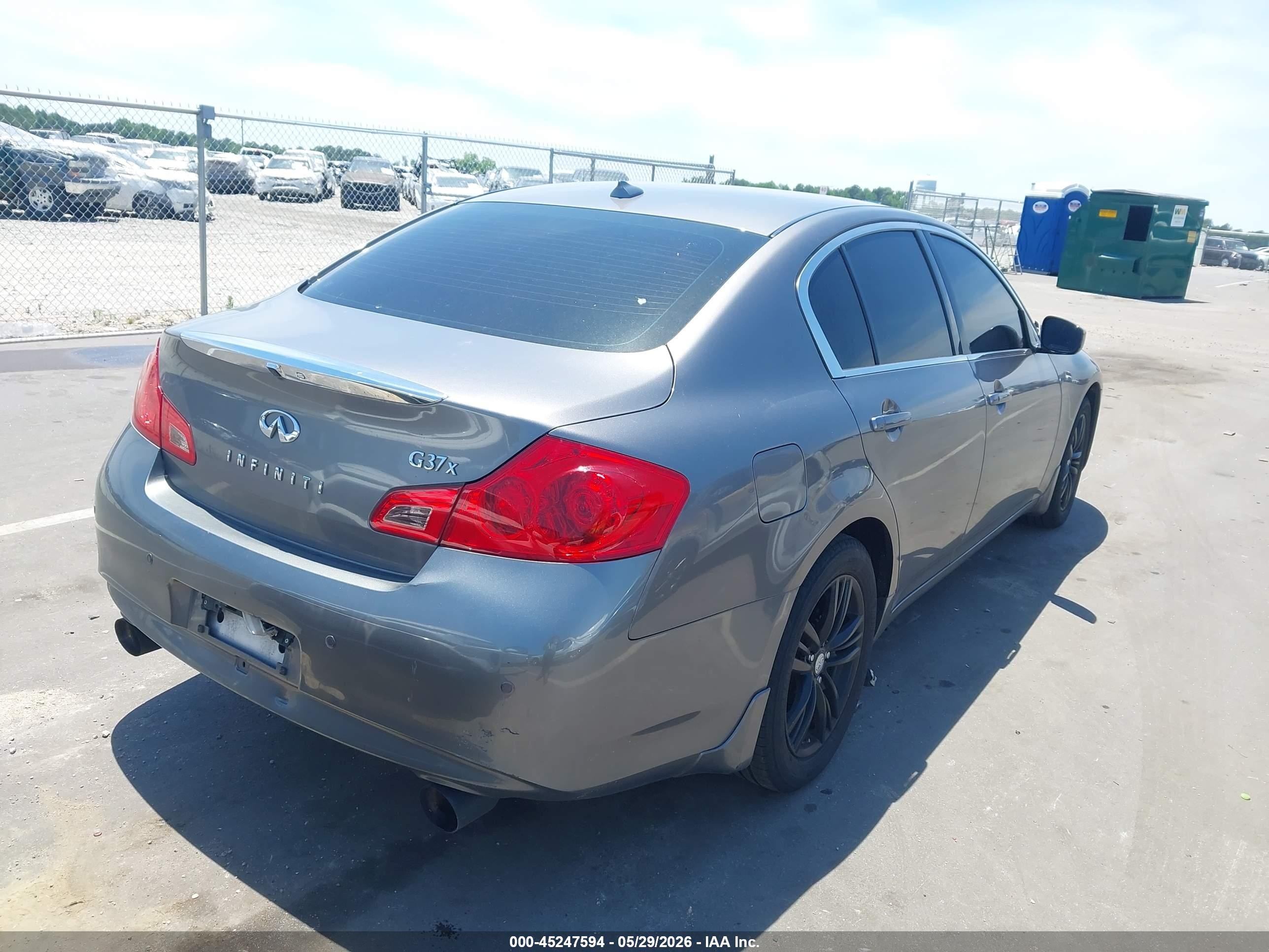 2013 Infiniti G37x   Серый vin: JN1CV6AR8DM760824