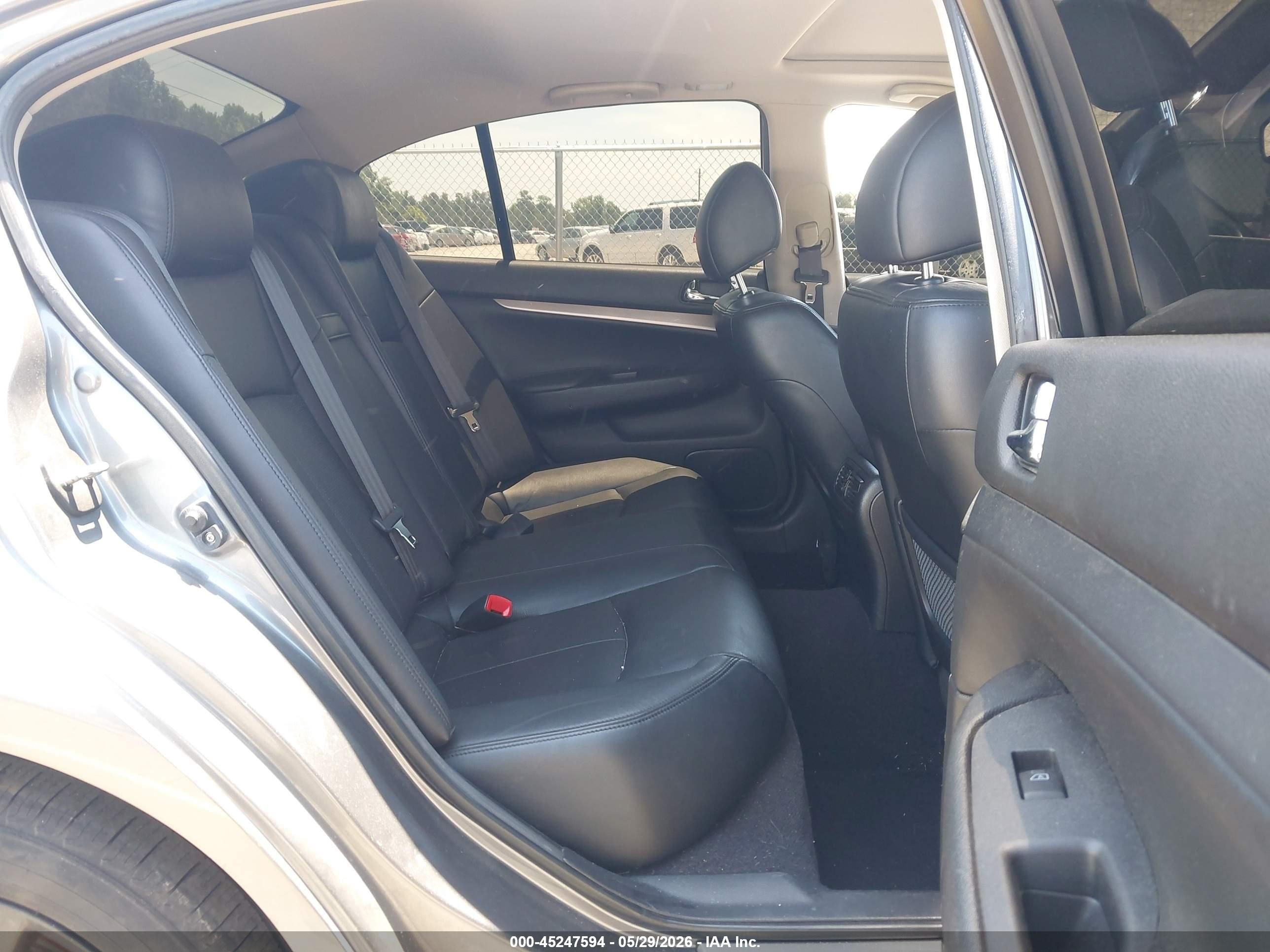2013 Infiniti G37x   Серый vin: JN1CV6AR8DM760824