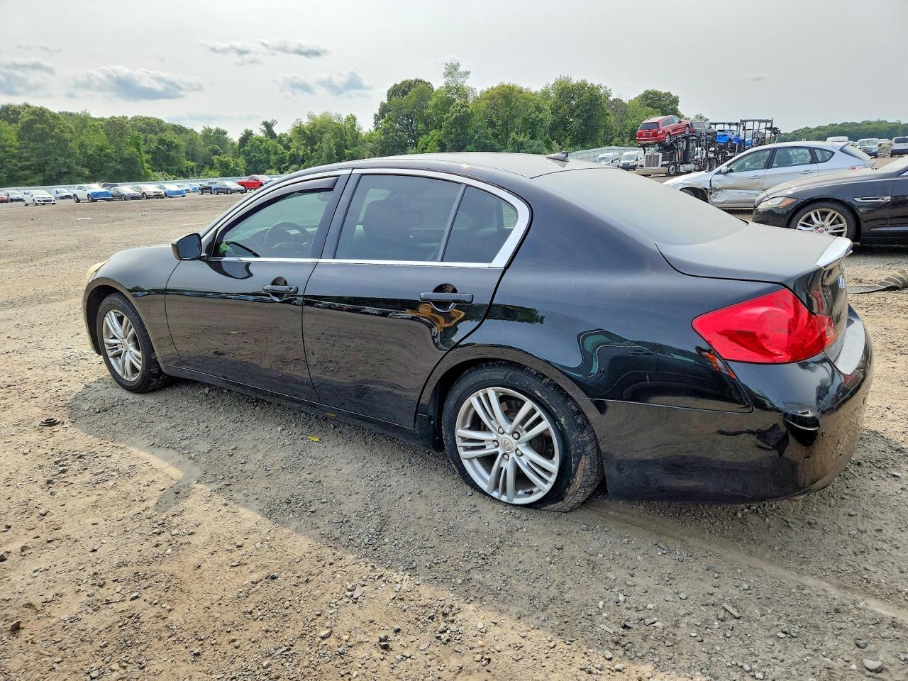 2013 Infiniti G37 Sedan X Черный vin: JN1CV6AR8DM769538