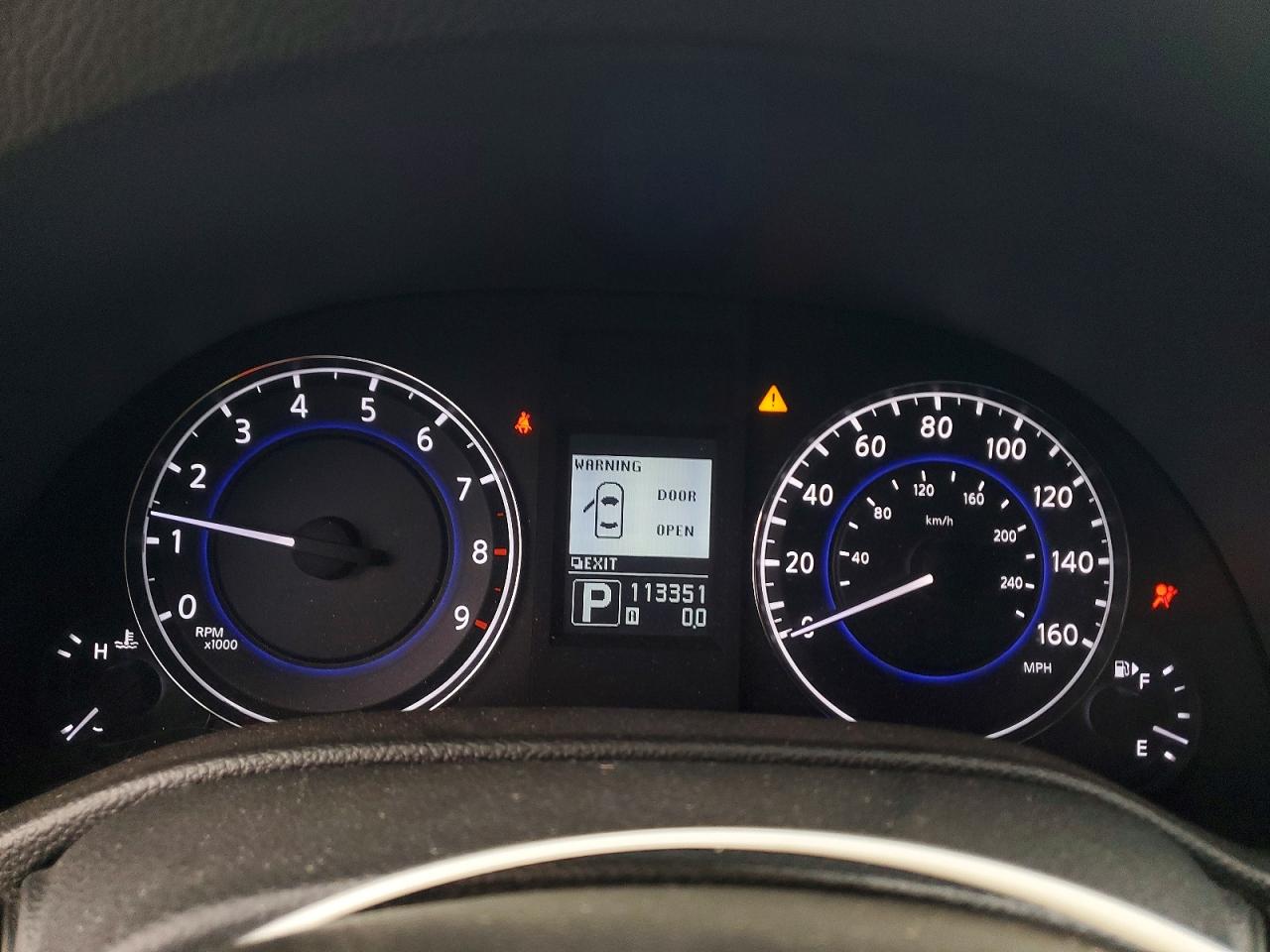 2015 Infiniti Q40 Base White vin: JN1CV6AR8FM520580