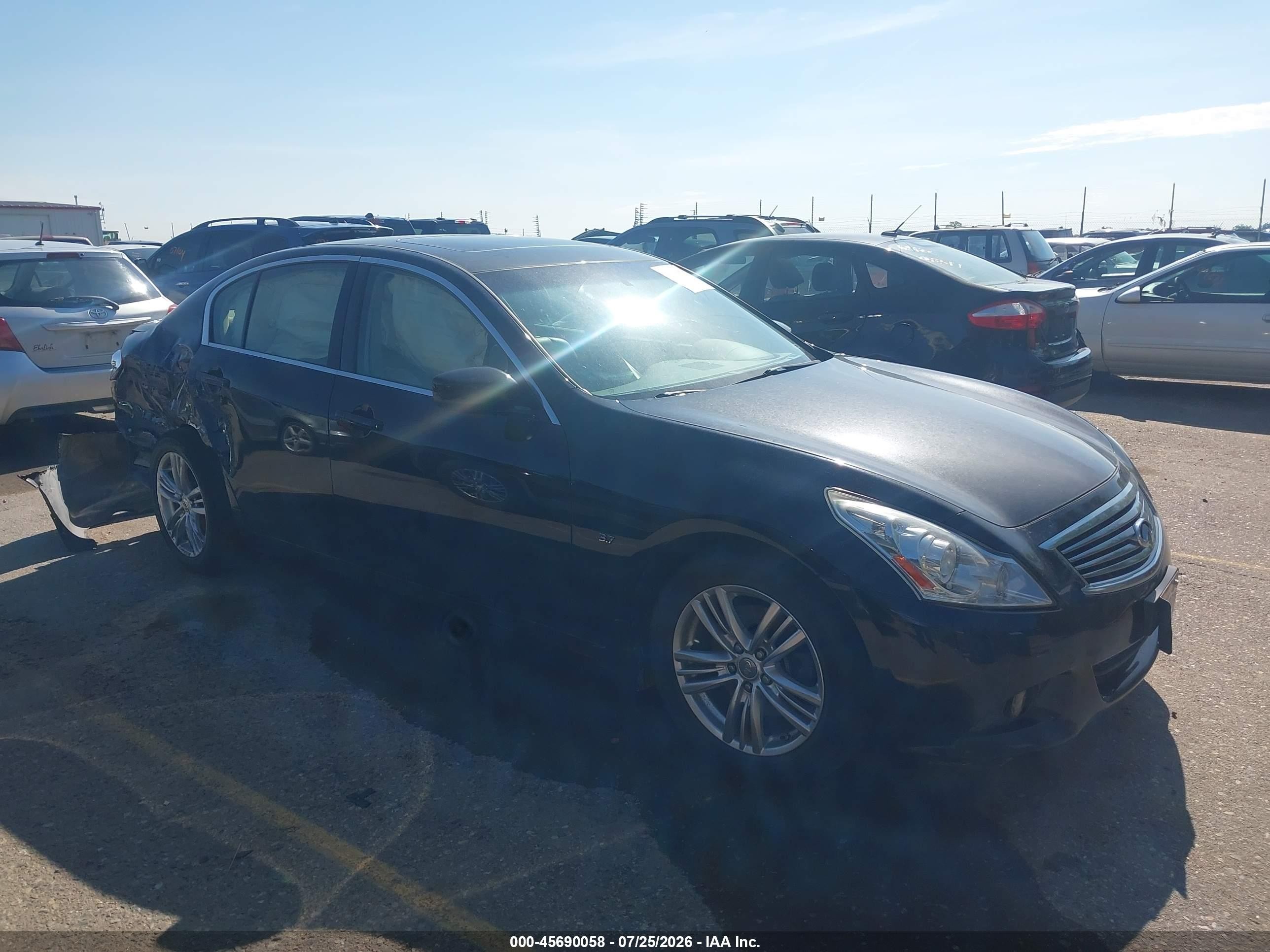 2015 Infiniti Q40 Black vin: JN1CV6AR8FM524628