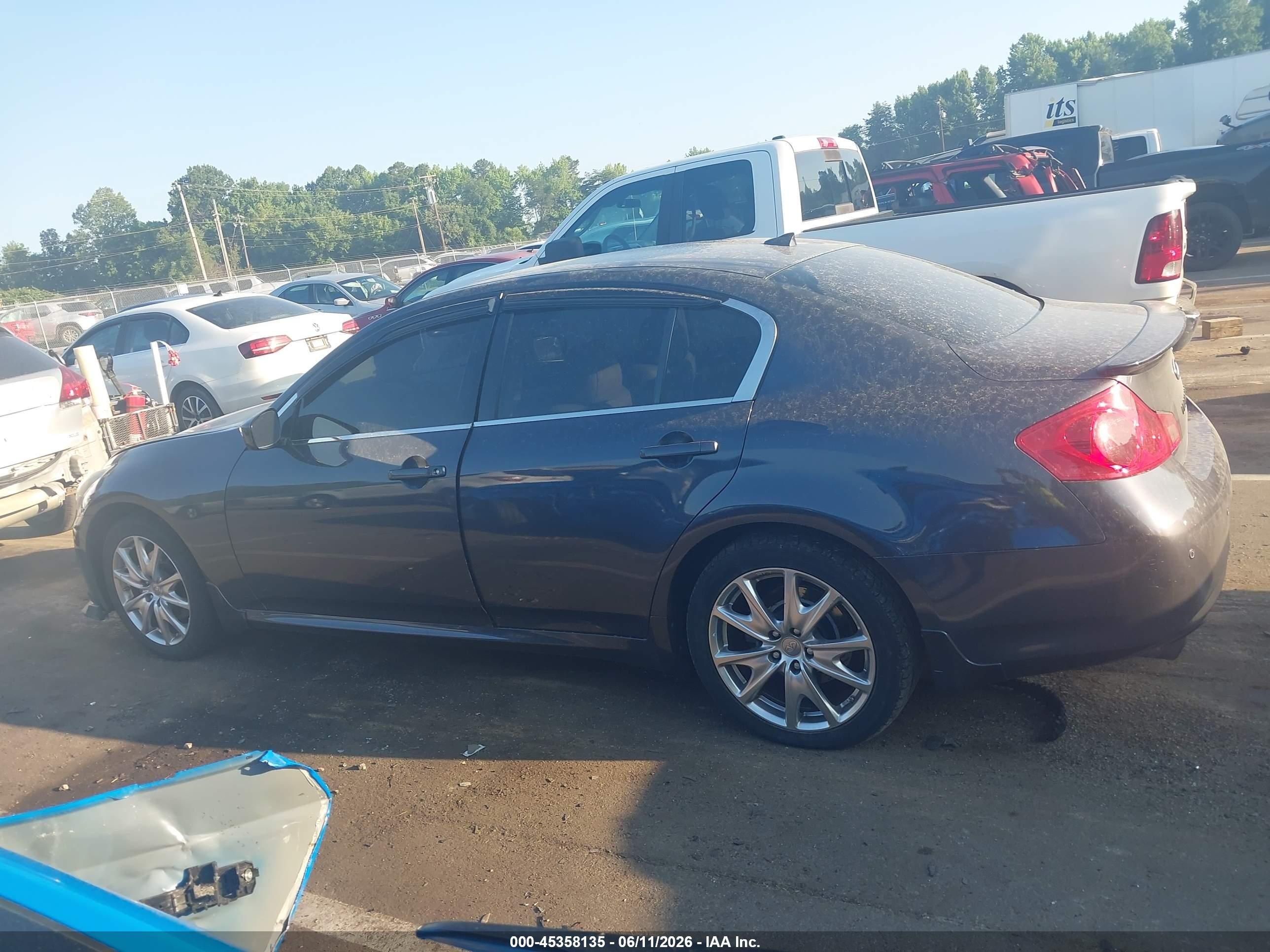 2010 Infiniti G37x   Gray vin: JN1CV6AR9AM252051