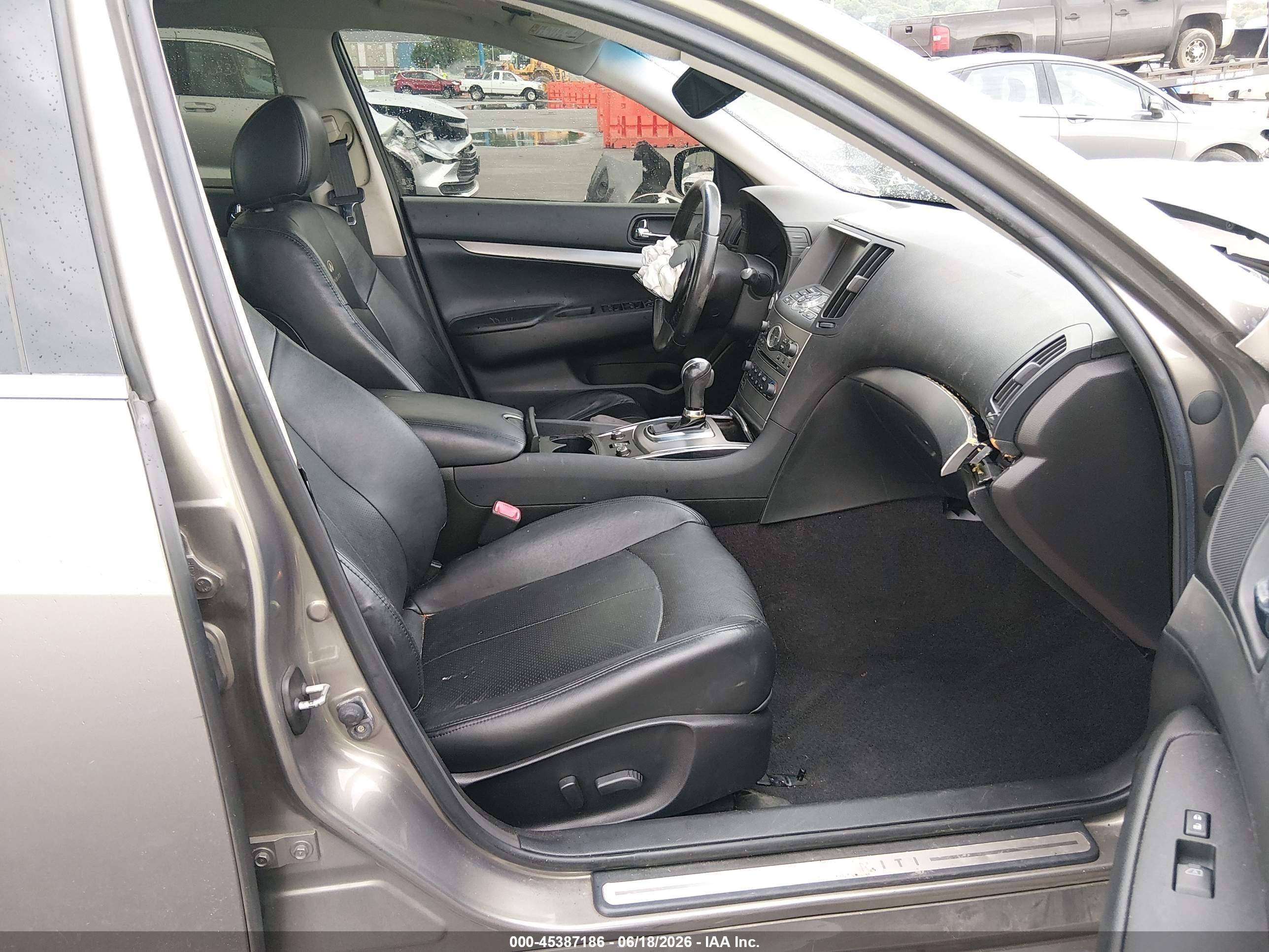 2010 Infiniti G37x   Серый vin: JN1CV6AR9AM452394