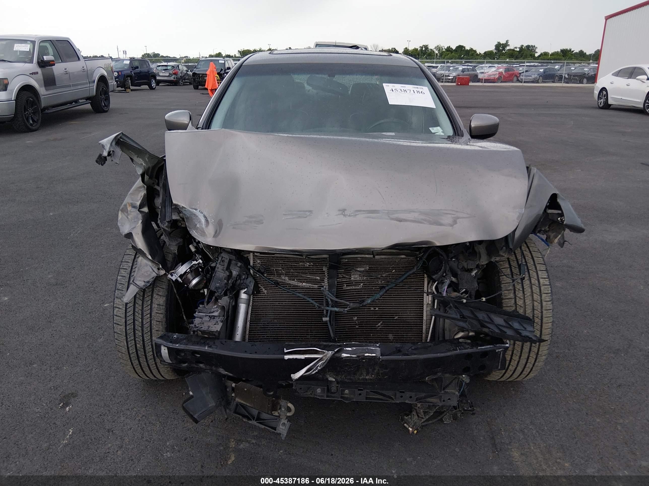 2010 Infiniti G37x   Серый vin: JN1CV6AR9AM452394