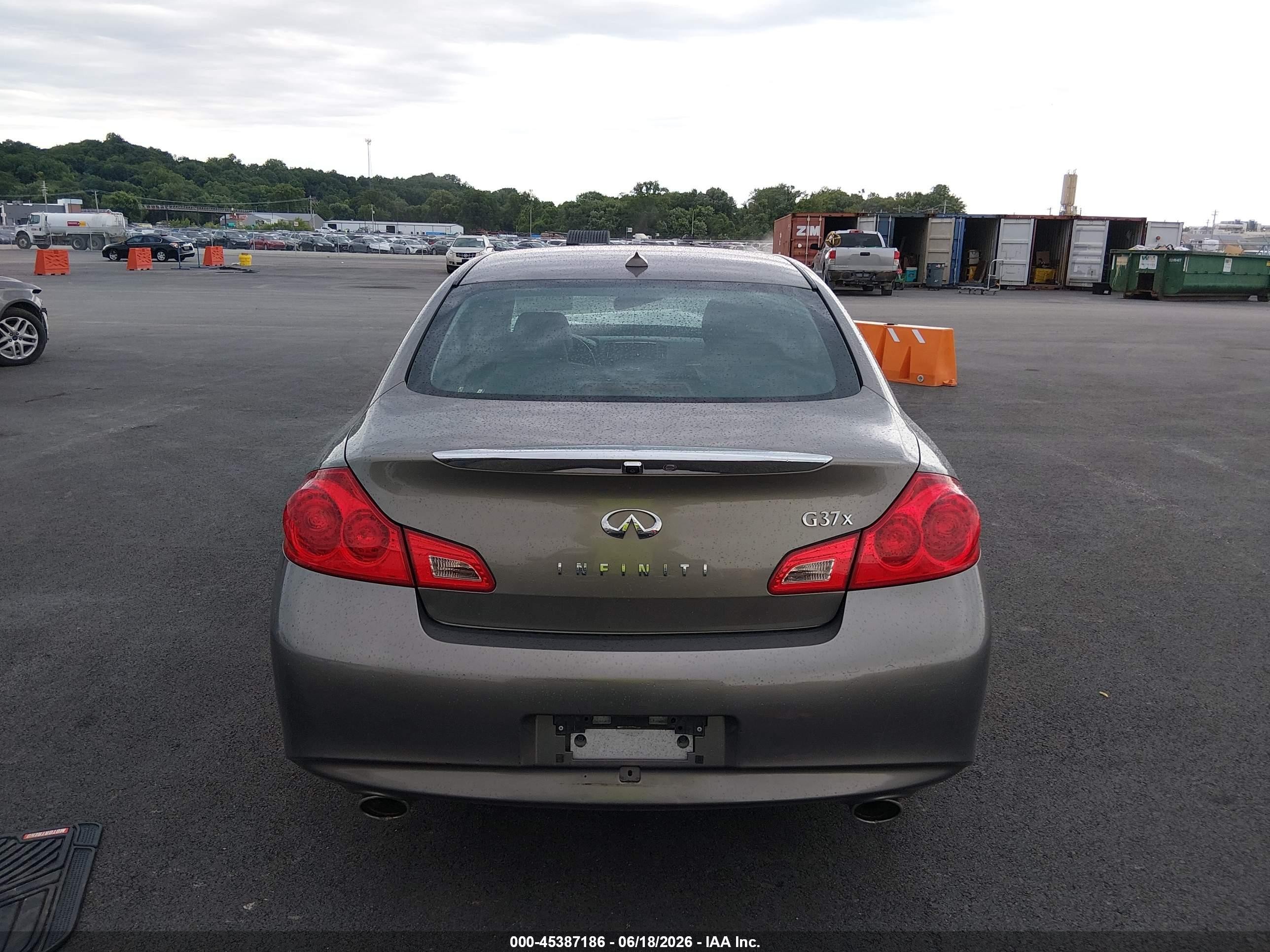 2010 Infiniti G37x   Серый vin: JN1CV6AR9AM452394
