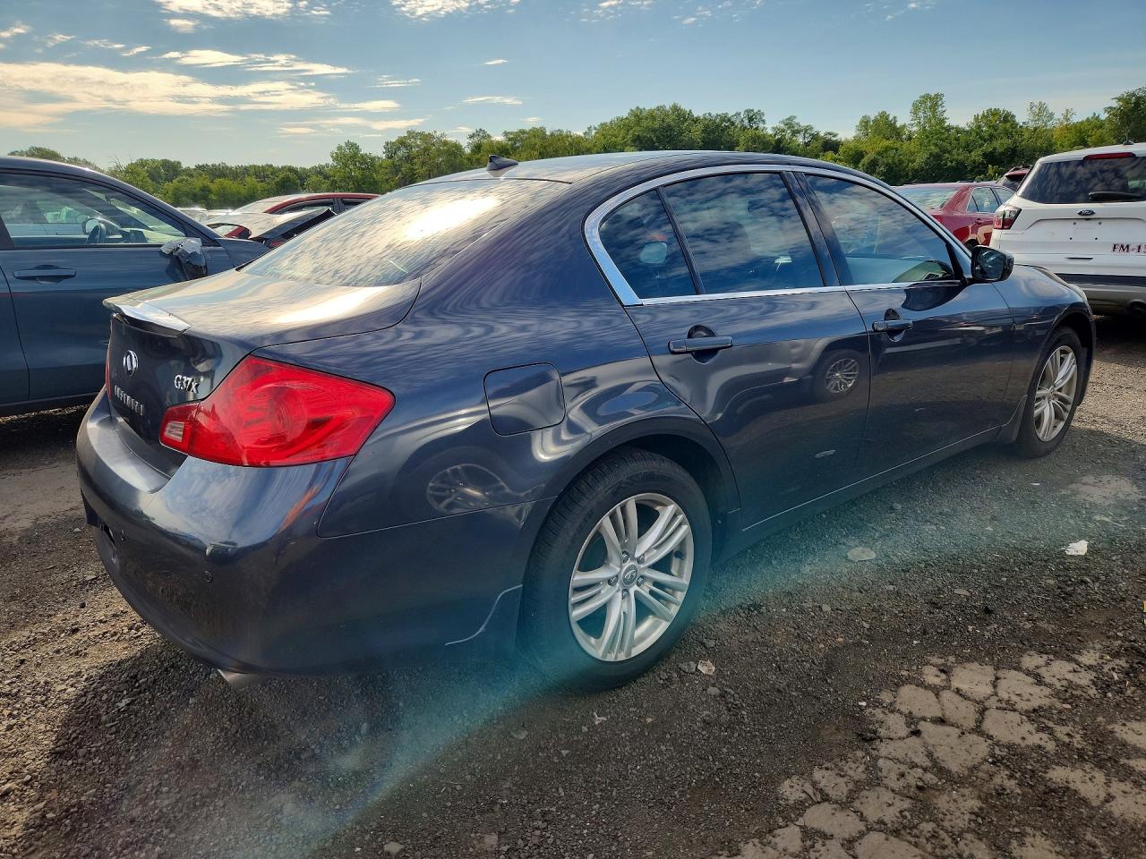 2011 Infiniti G37 Sedan X Blue vin: JN1CV6AR9BM350174