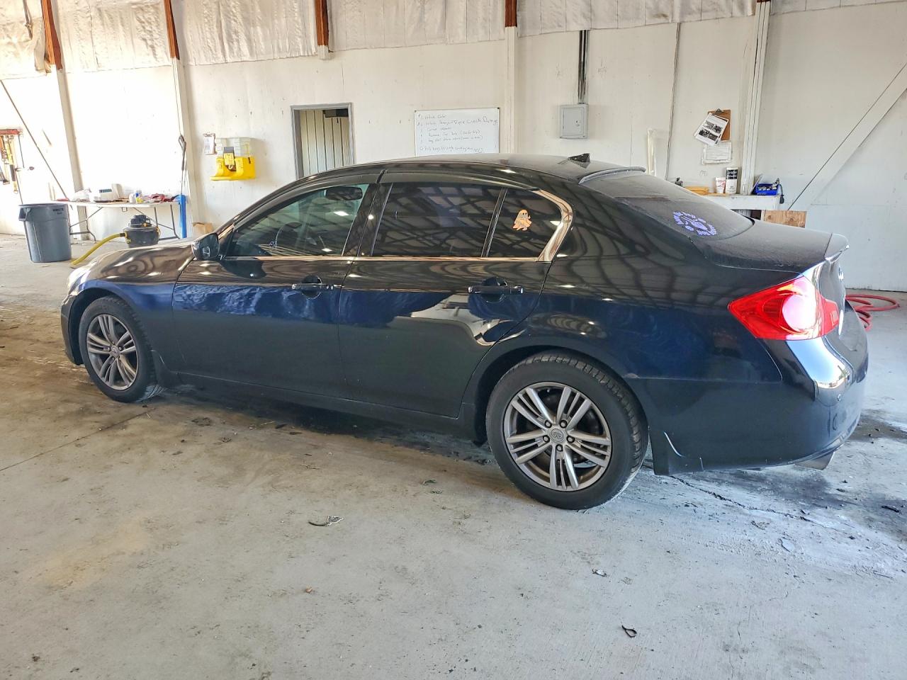 2011 Infiniti G37 Sedan X Black vin: JN1CV6AR9BM354631