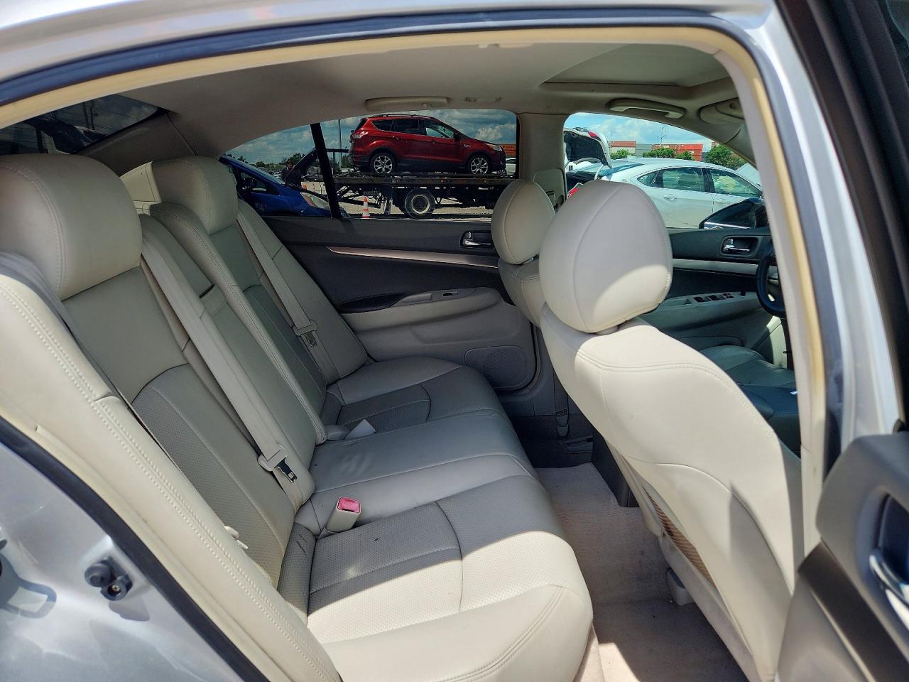 2011 Infiniti G37 Sedan X Серебряный vin: JN1CV6AR9BM405982