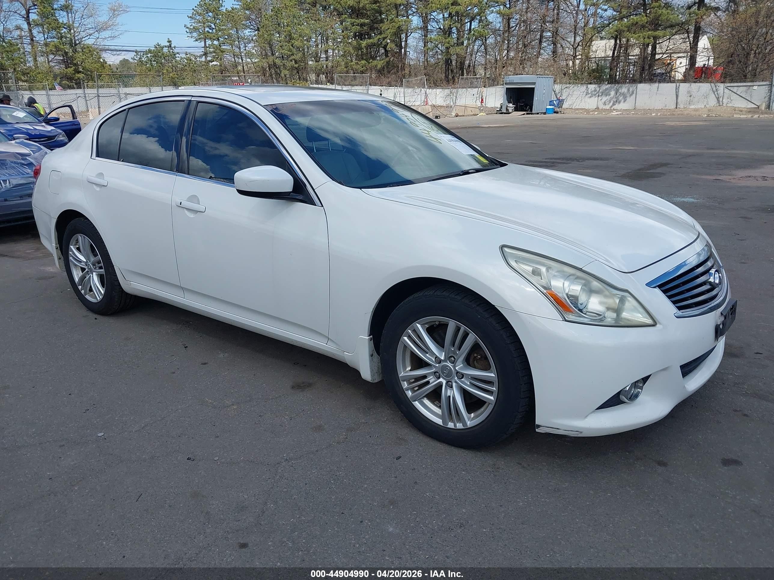 2012 Infiniti G37x   Белый vin: JN1CV6AR9CM674758