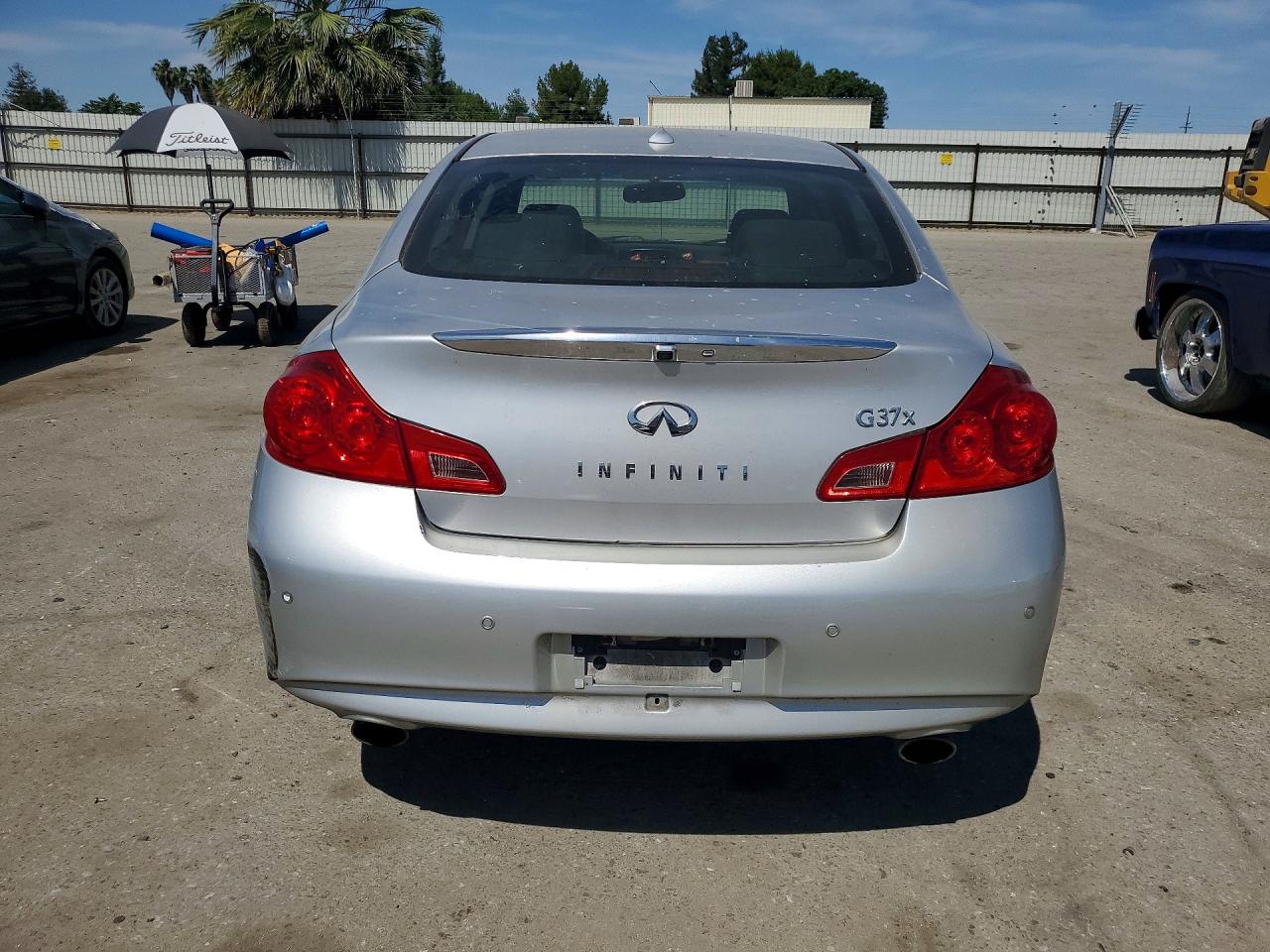 2012 Infiniti G37 Sedan X Silver vin: JN1CV6AR9CM676137