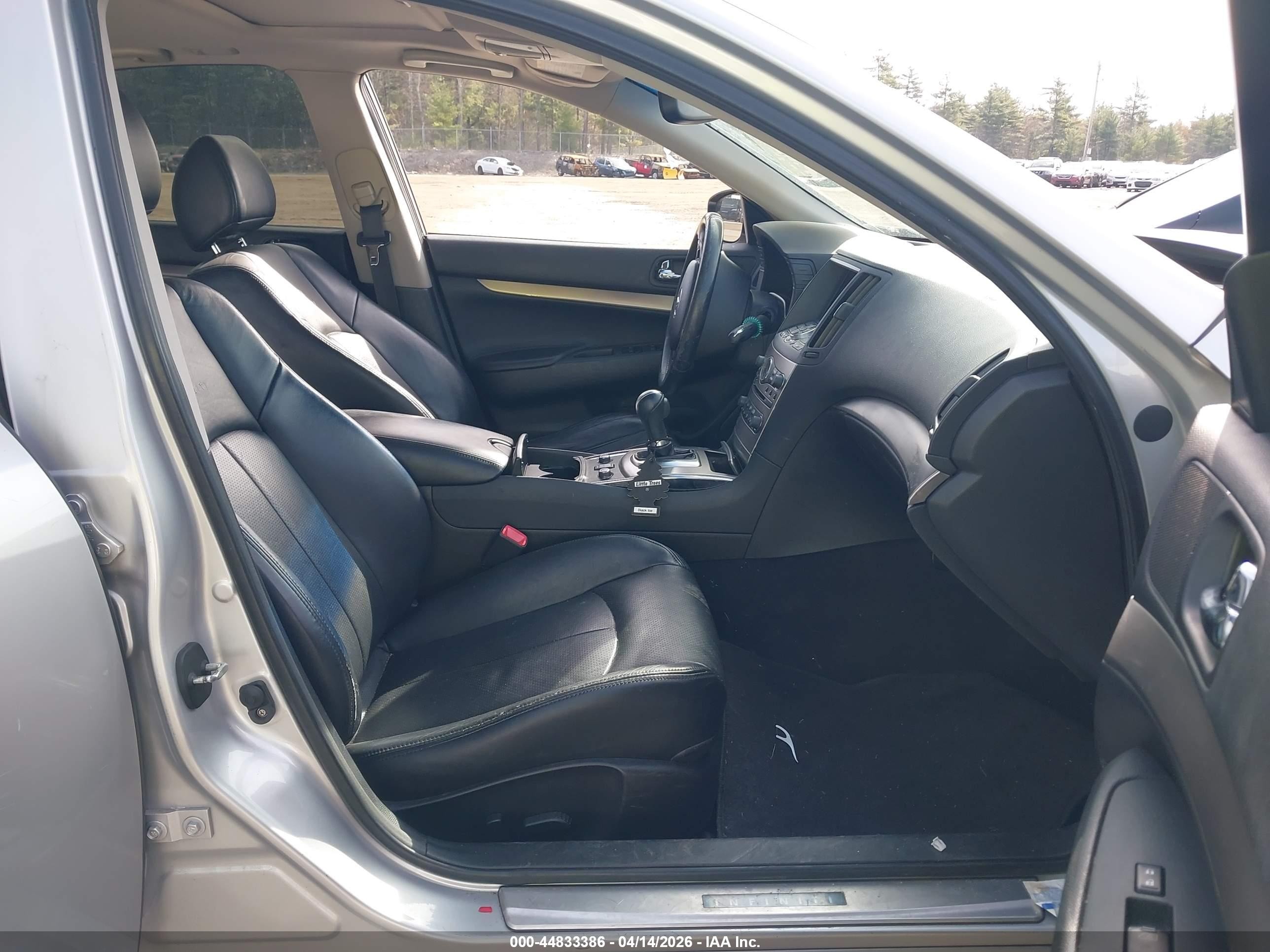 2012 Infiniti G37x   Silver vin: JN1CV6AR9CM974574