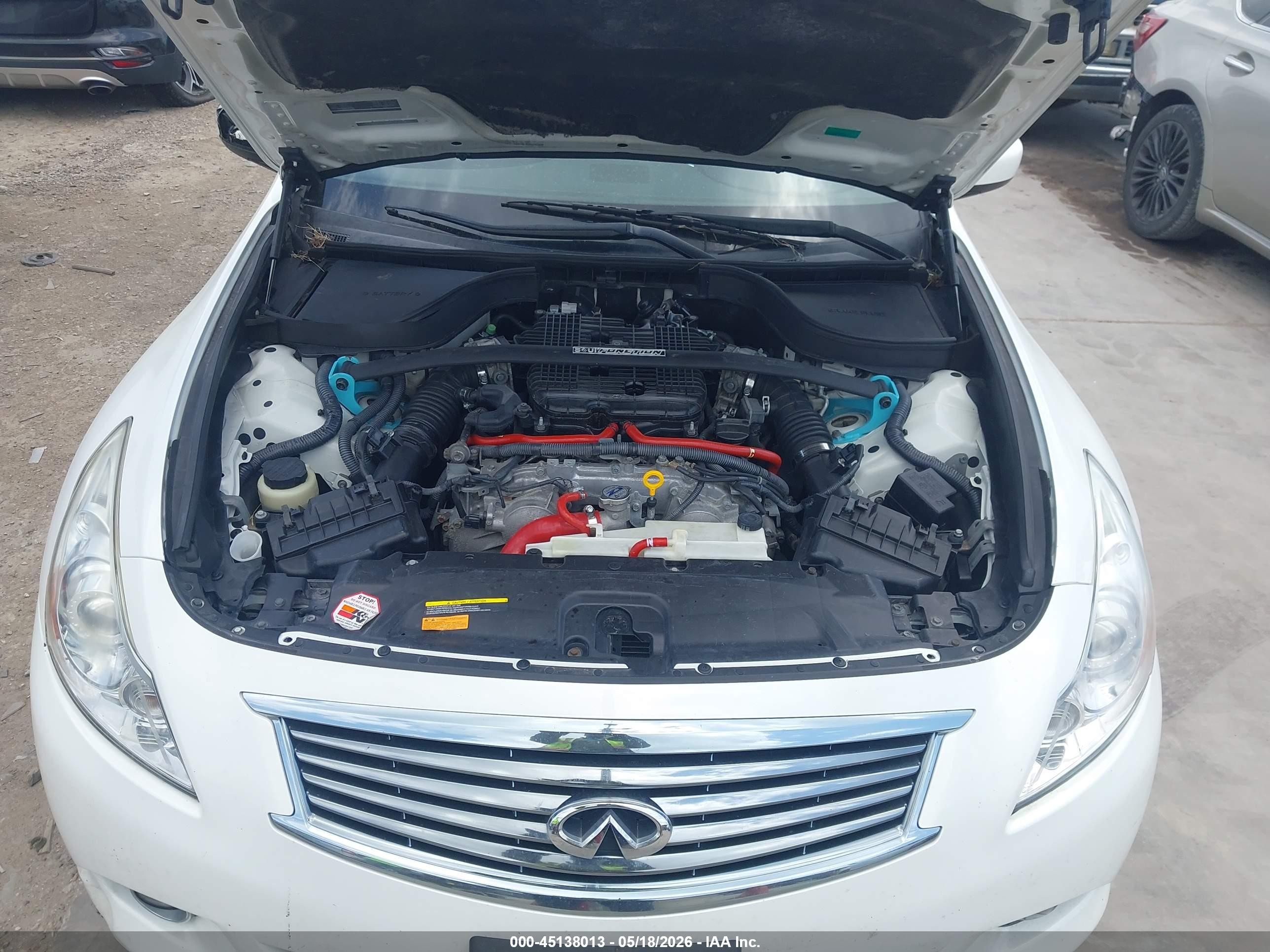 2013 Infiniti G37   White vin: JN1CV6AR9DM358410