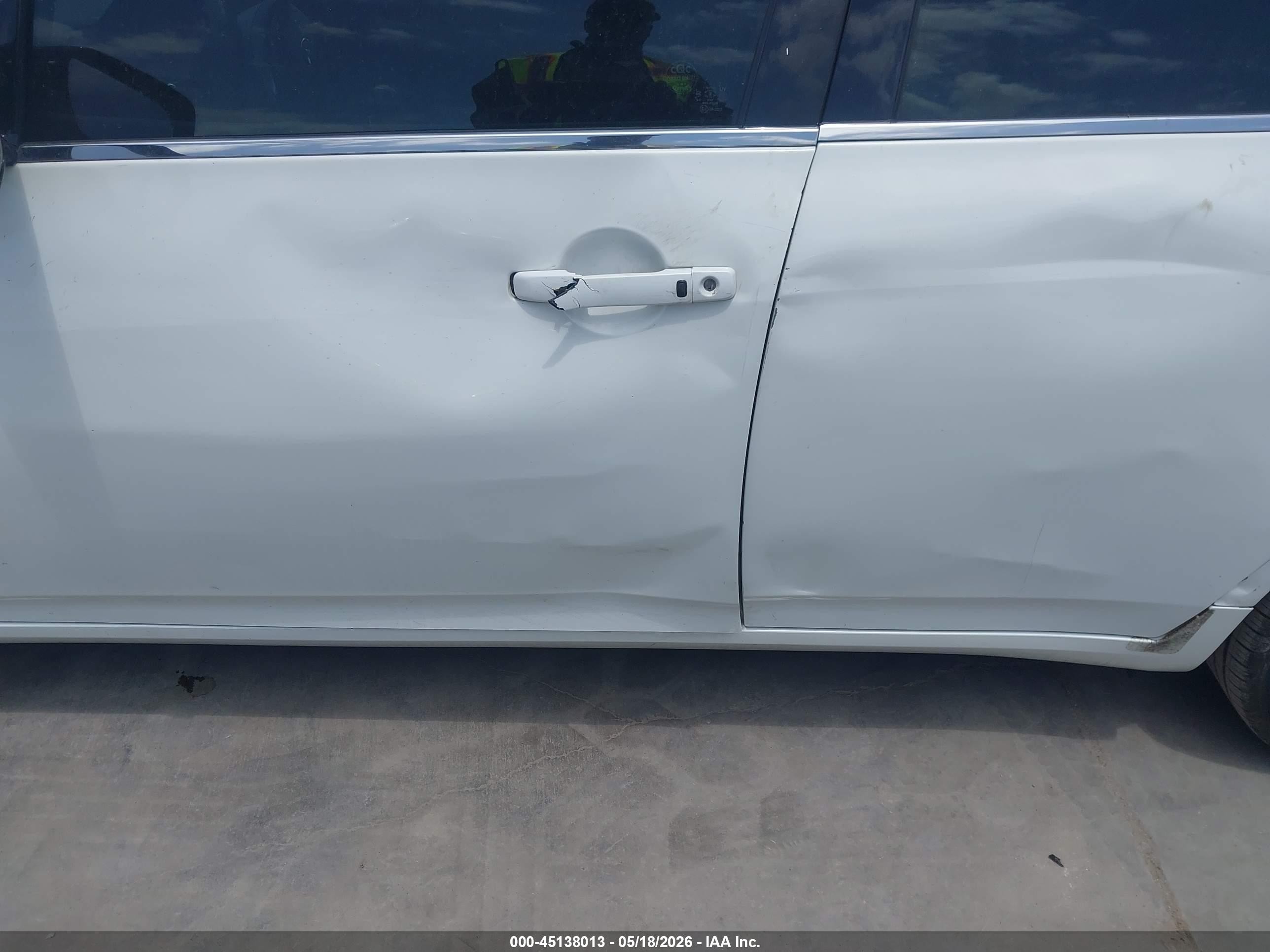 2013 Infiniti G37   White vin: JN1CV6AR9DM358410