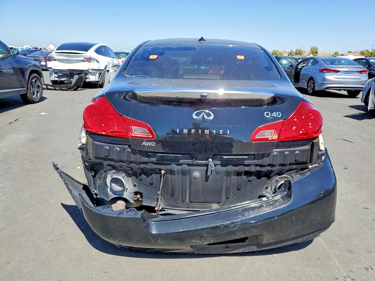 2015 Infiniti Q40 Base Черный vin: JN1CV6AR9FM523262