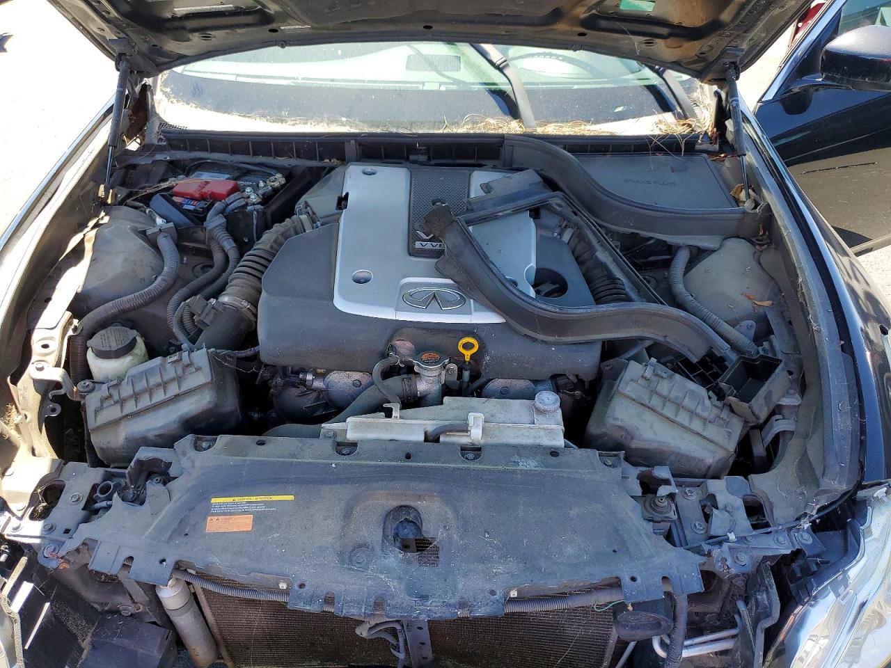 2015 Infiniti Q40 Base Черный vin: JN1CV6AR9FM523262
