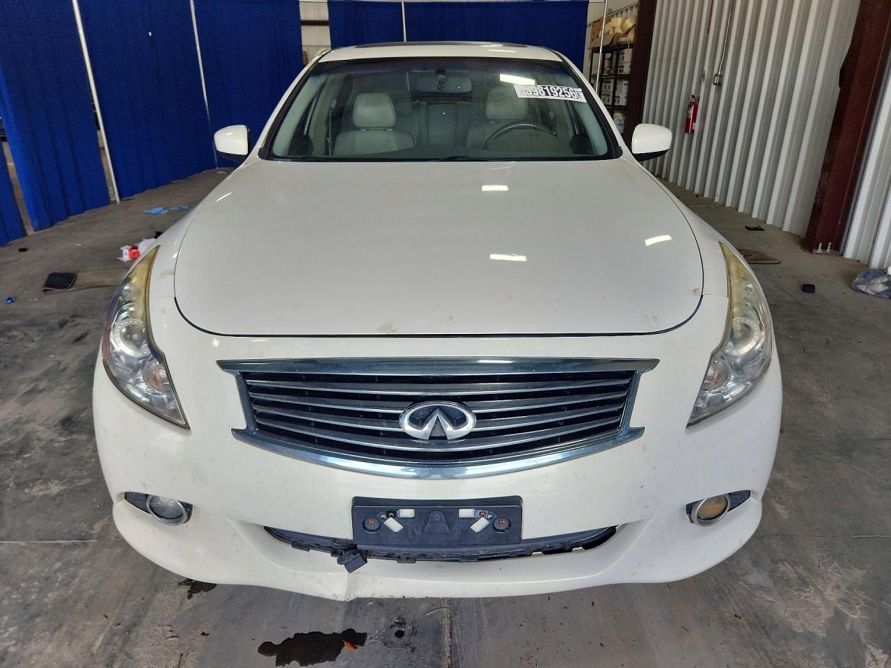 2015 Infiniti Q40 White vin: JN1CV6AR9FM524685