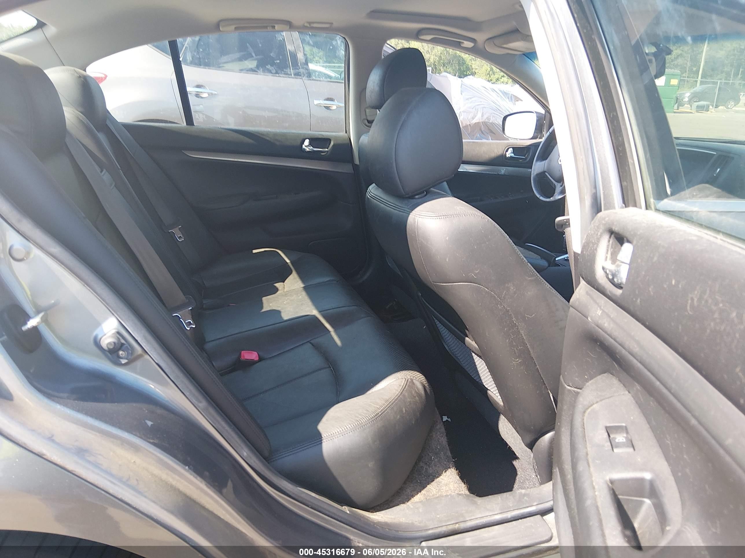 2010 Infiniti G37x   Gray vin: JN1CV6ARXAM458415